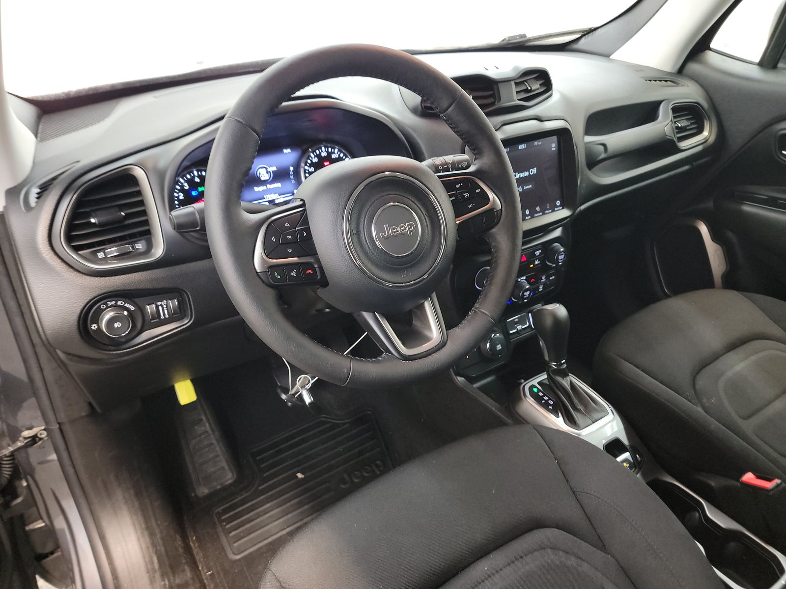 2022 Jeep Renegade Latitude AWD