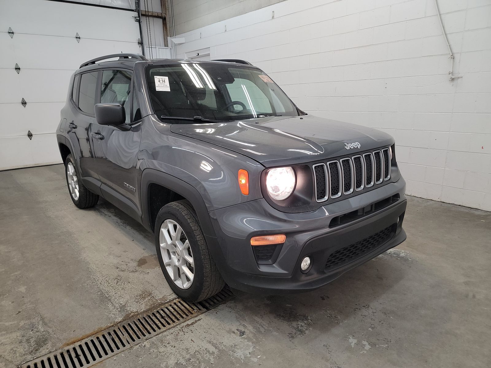 2022 Jeep Renegade Latitude AWD