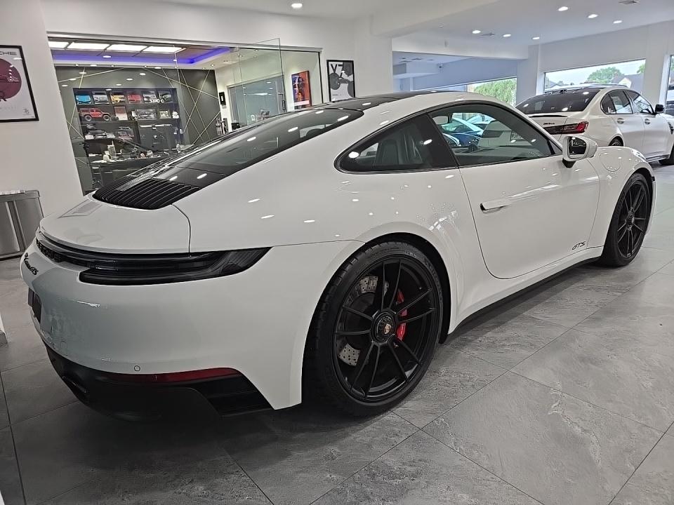 2024 Porsche 911 Carrera GTS RWD