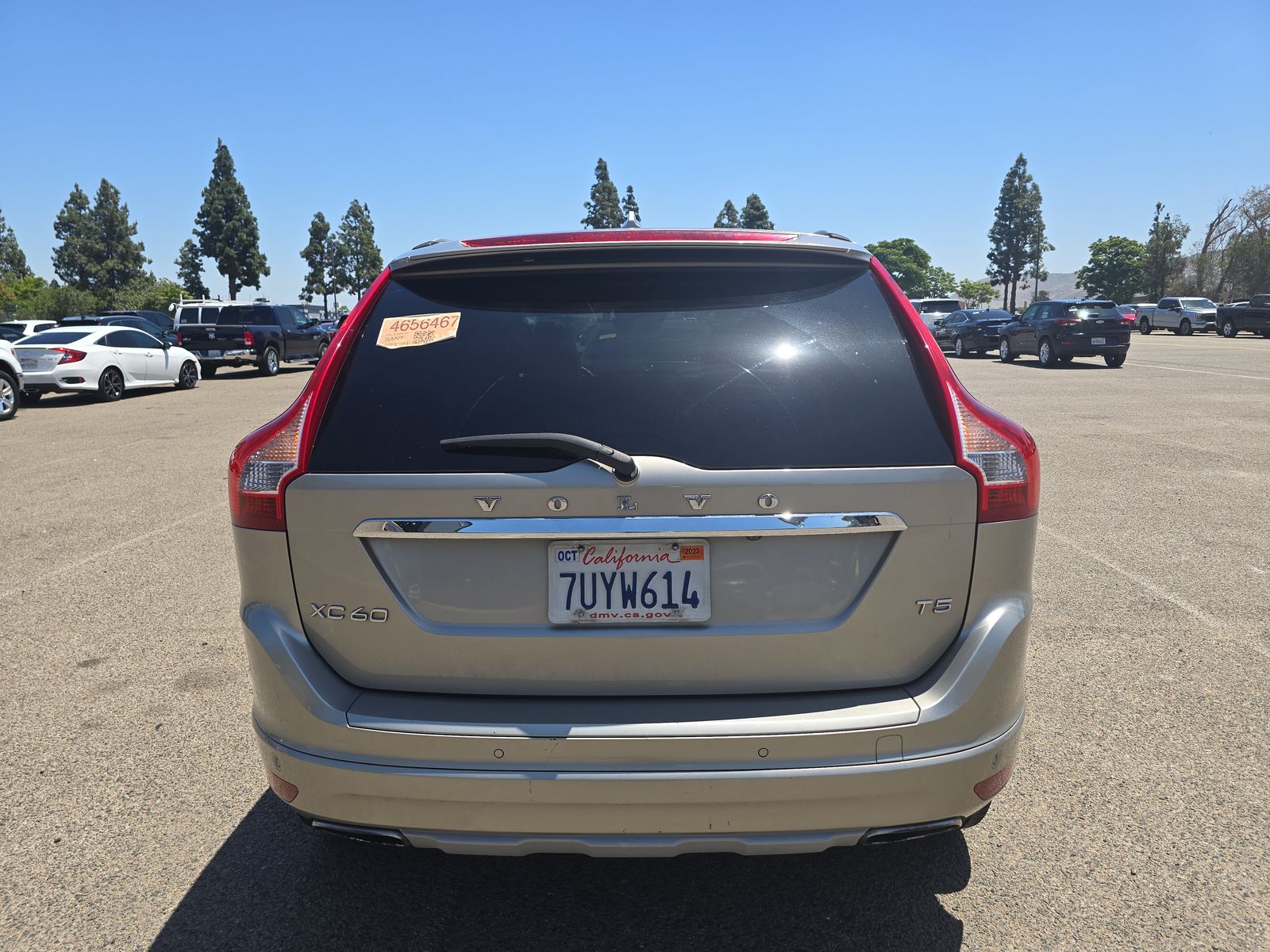 2016 Volvo XC60 T5 Platinum FWD