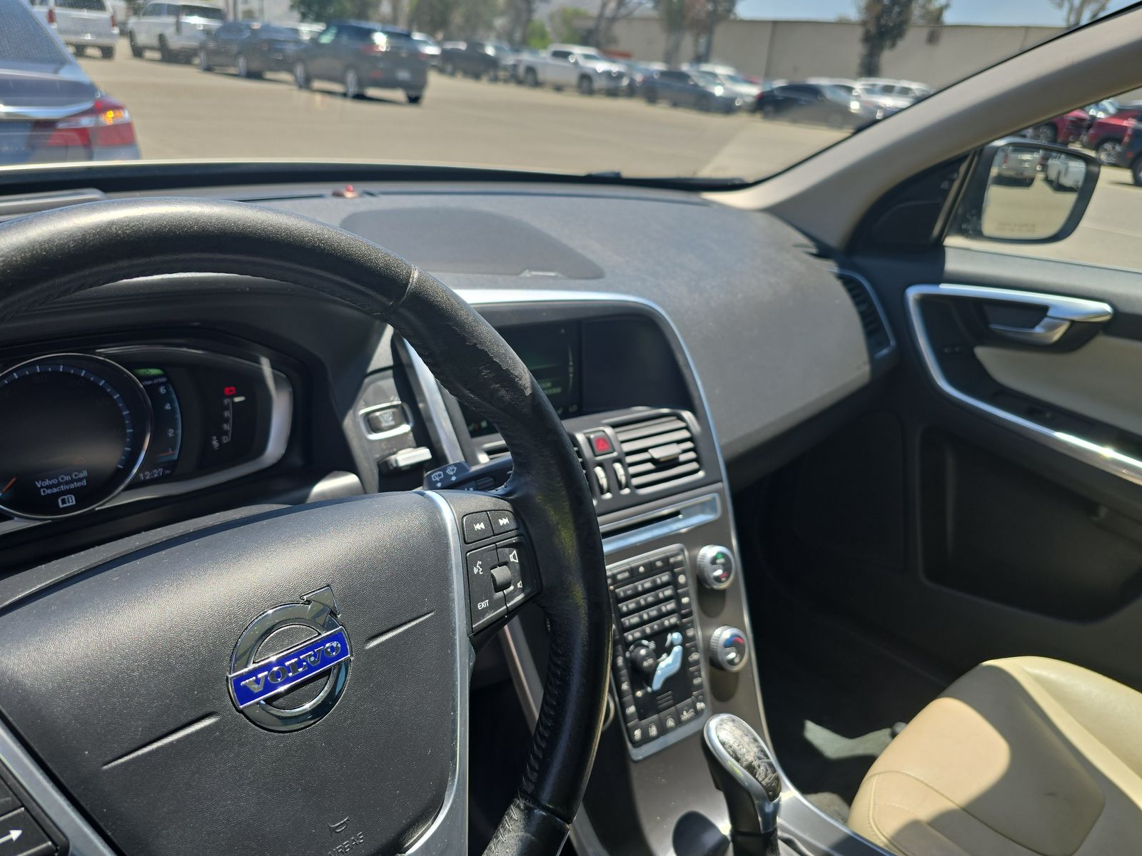 2016 Volvo XC60 T5 Platinum FWD