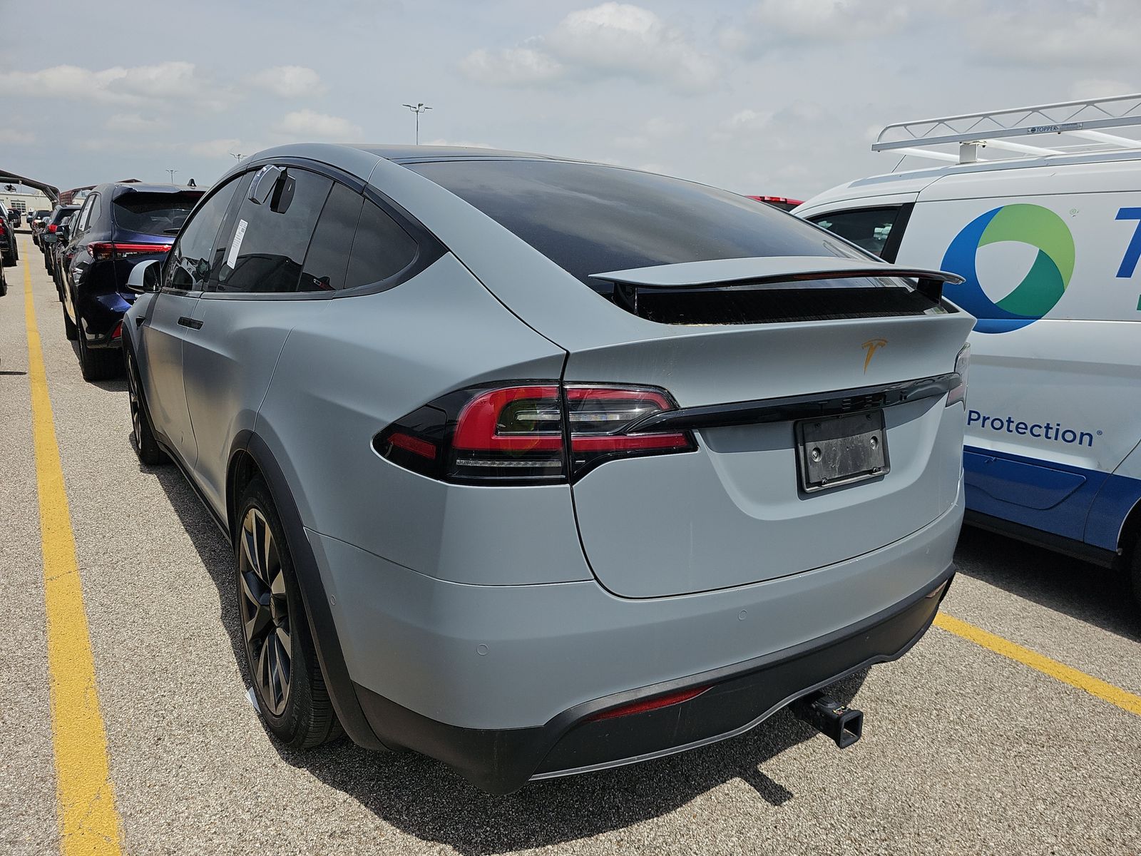 2022 Tesla Model X Base AWD