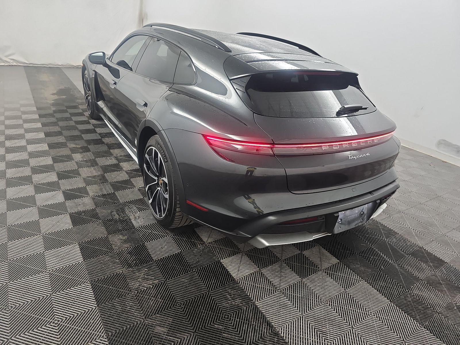 2022 Porsche Taycan 4 AWD