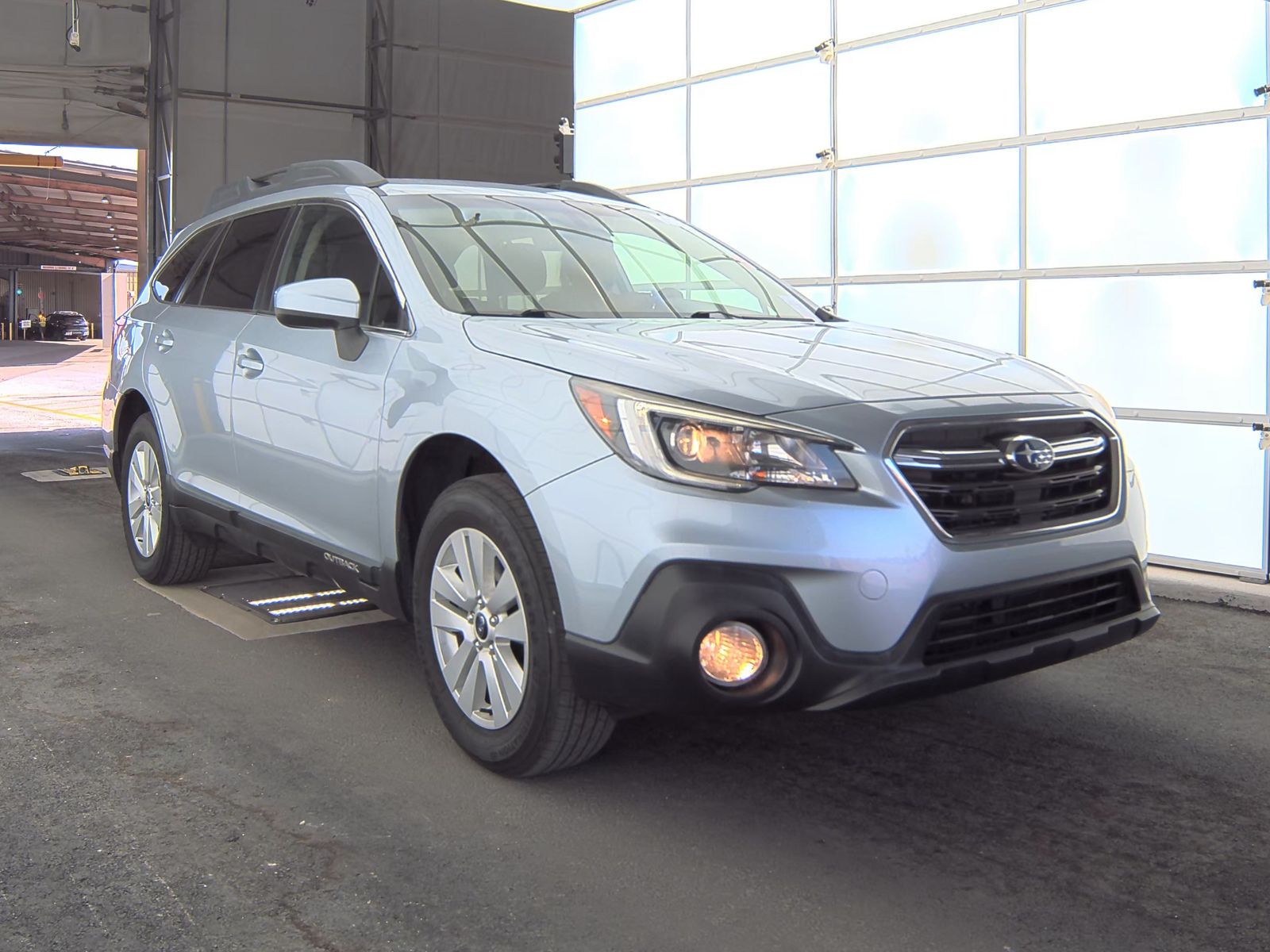 2019 Subaru Outback 2.5i Premium AWD