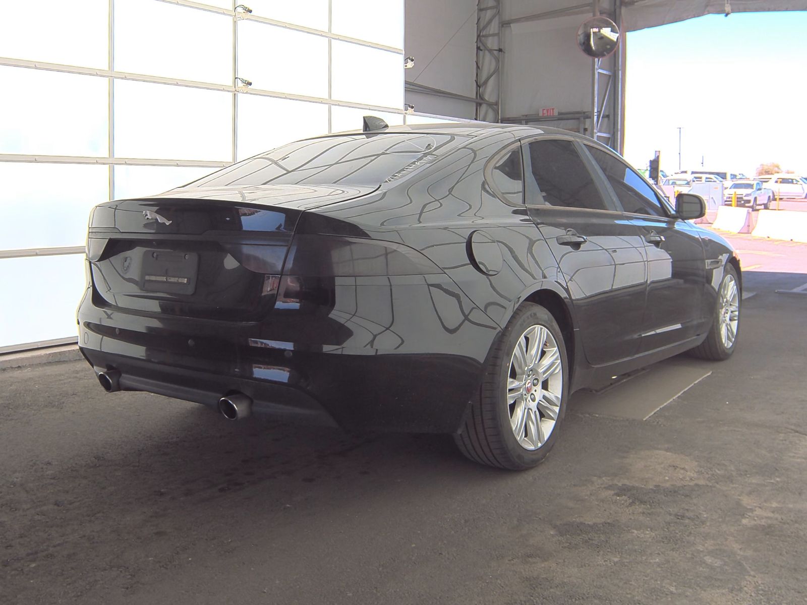 2017 Jaguar XF 35t Premium RWD