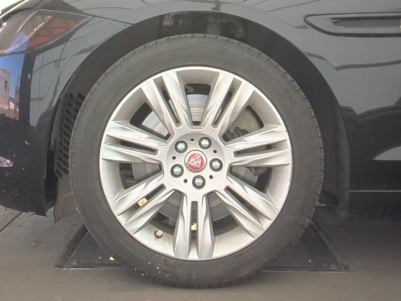 2017 Jaguar XF 35t Premium RWD