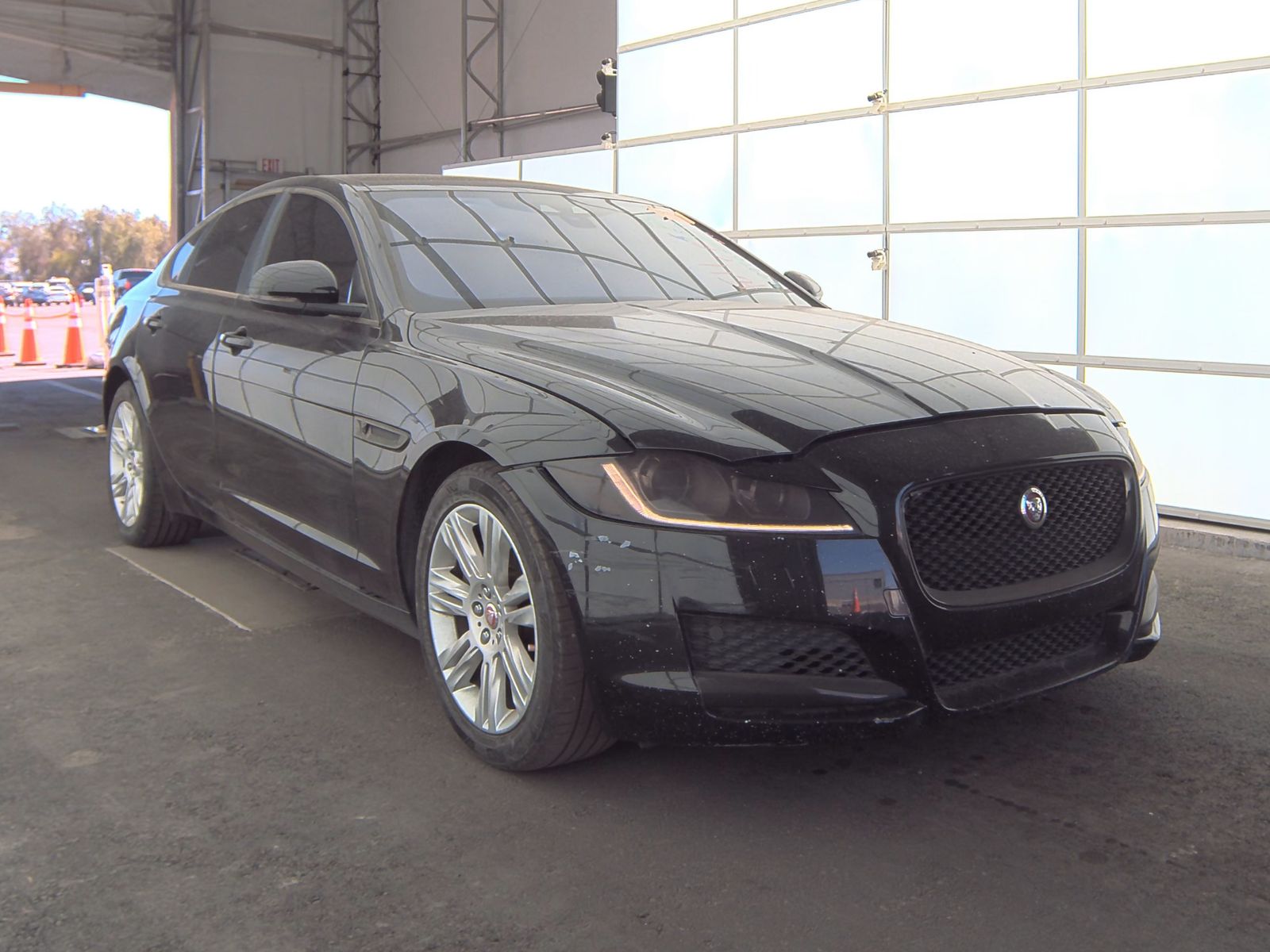 2017 Jaguar XF 35t Premium RWD