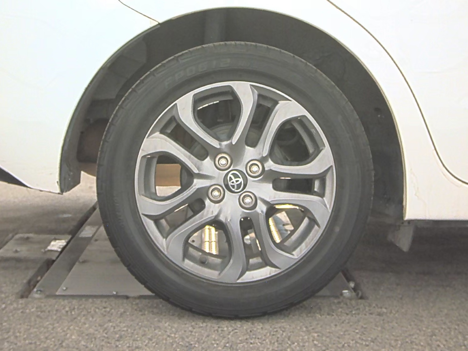 2019 Toyota Yaris LE FWD
