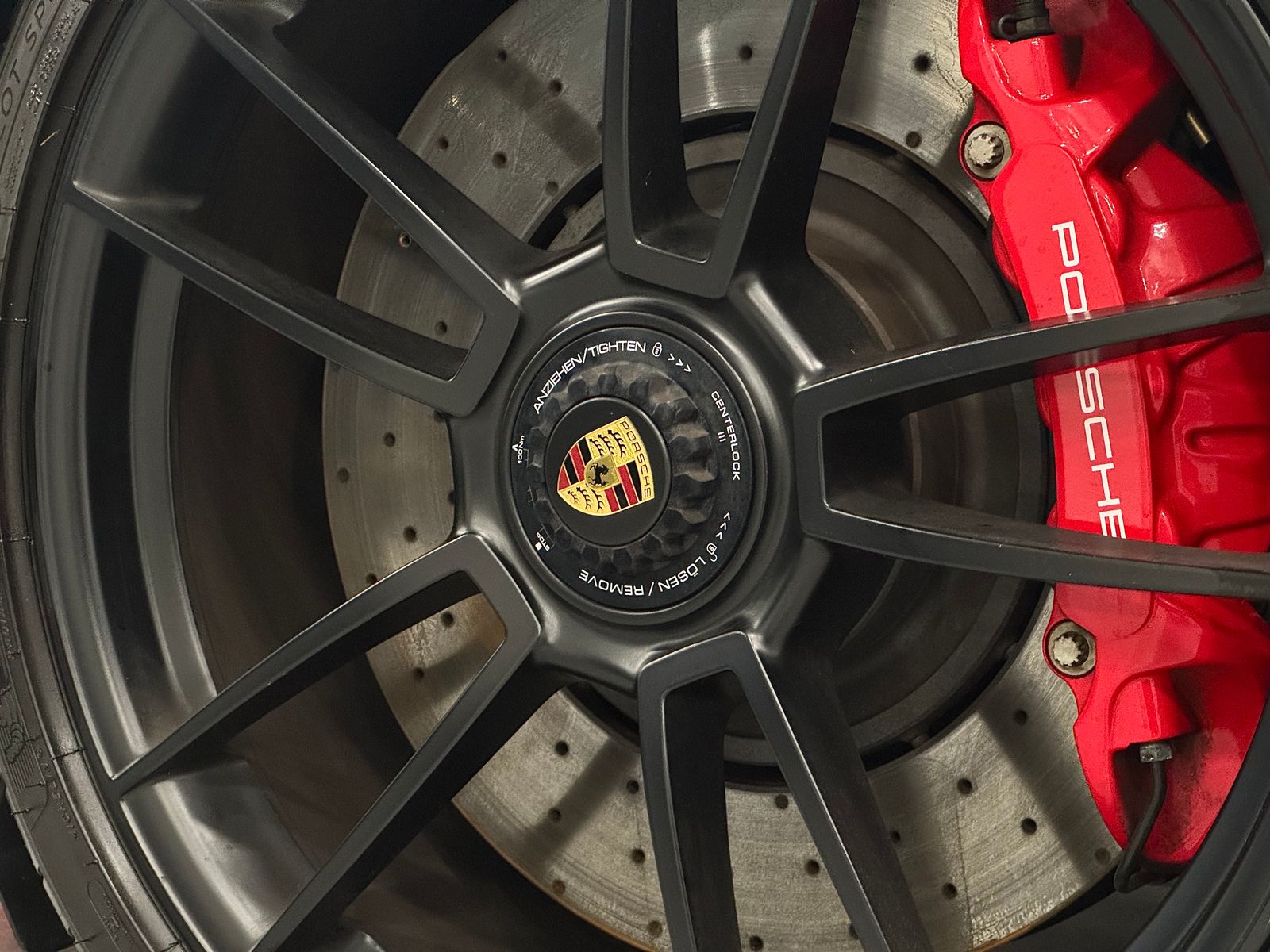 2024 Porsche 911 Carrera GTS RWD