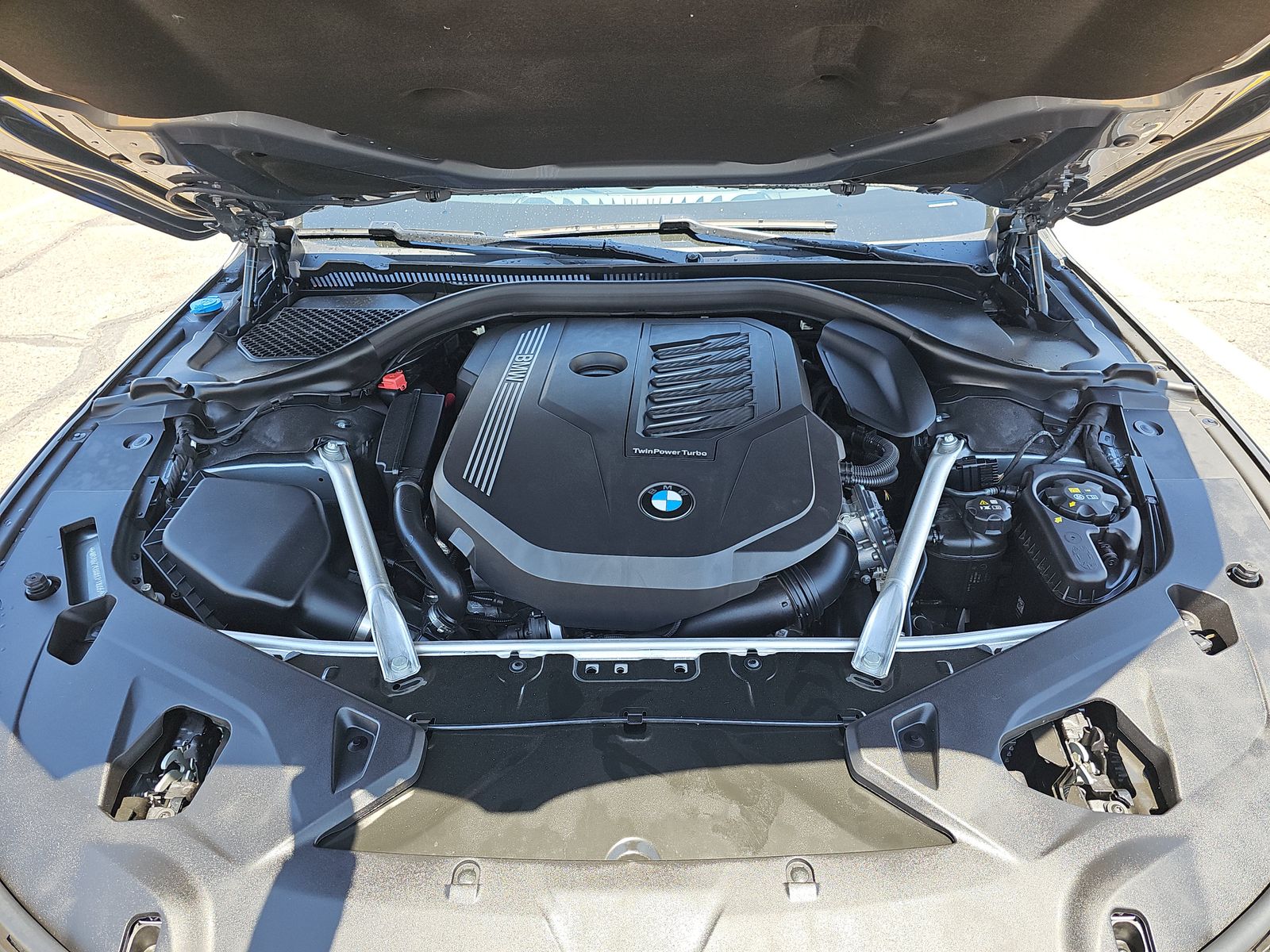 2024 BMW 8 Series 840i RWD
