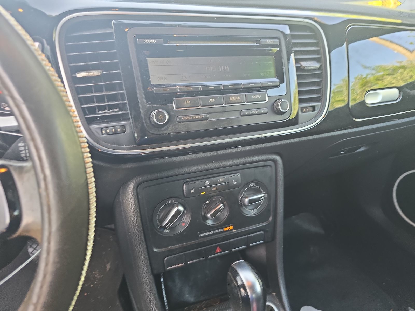 2015 Volkswagen Beetle 1.8T FWD