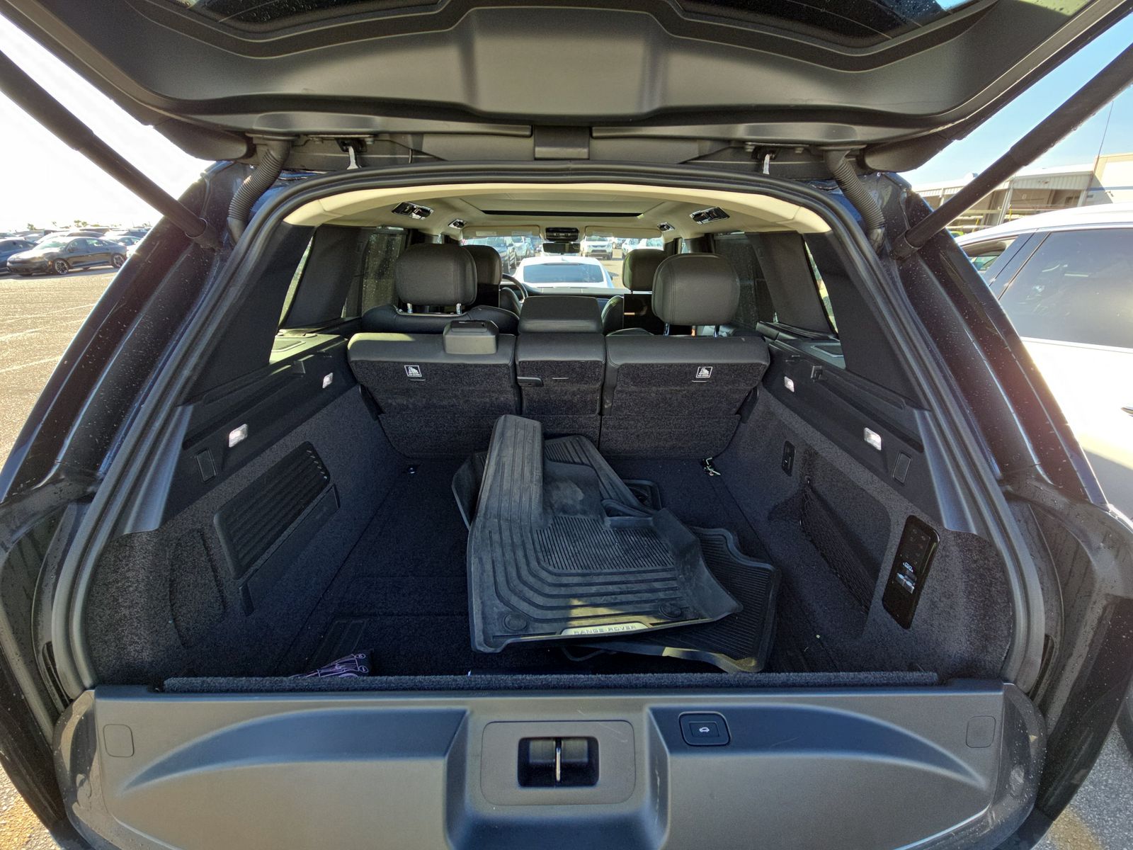 2023 Land Rover Range Rover Autobiography AWD