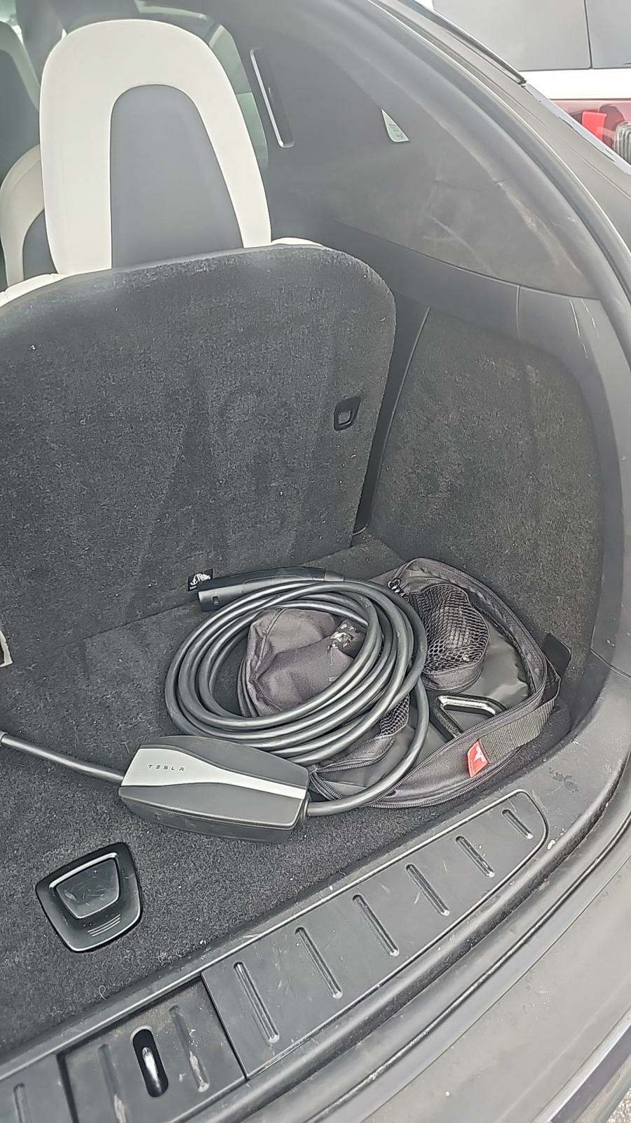 2017 Tesla Model X 100D AWD