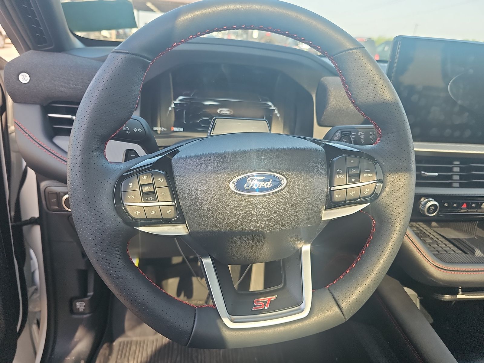 2025 Ford Explorer ST AWD