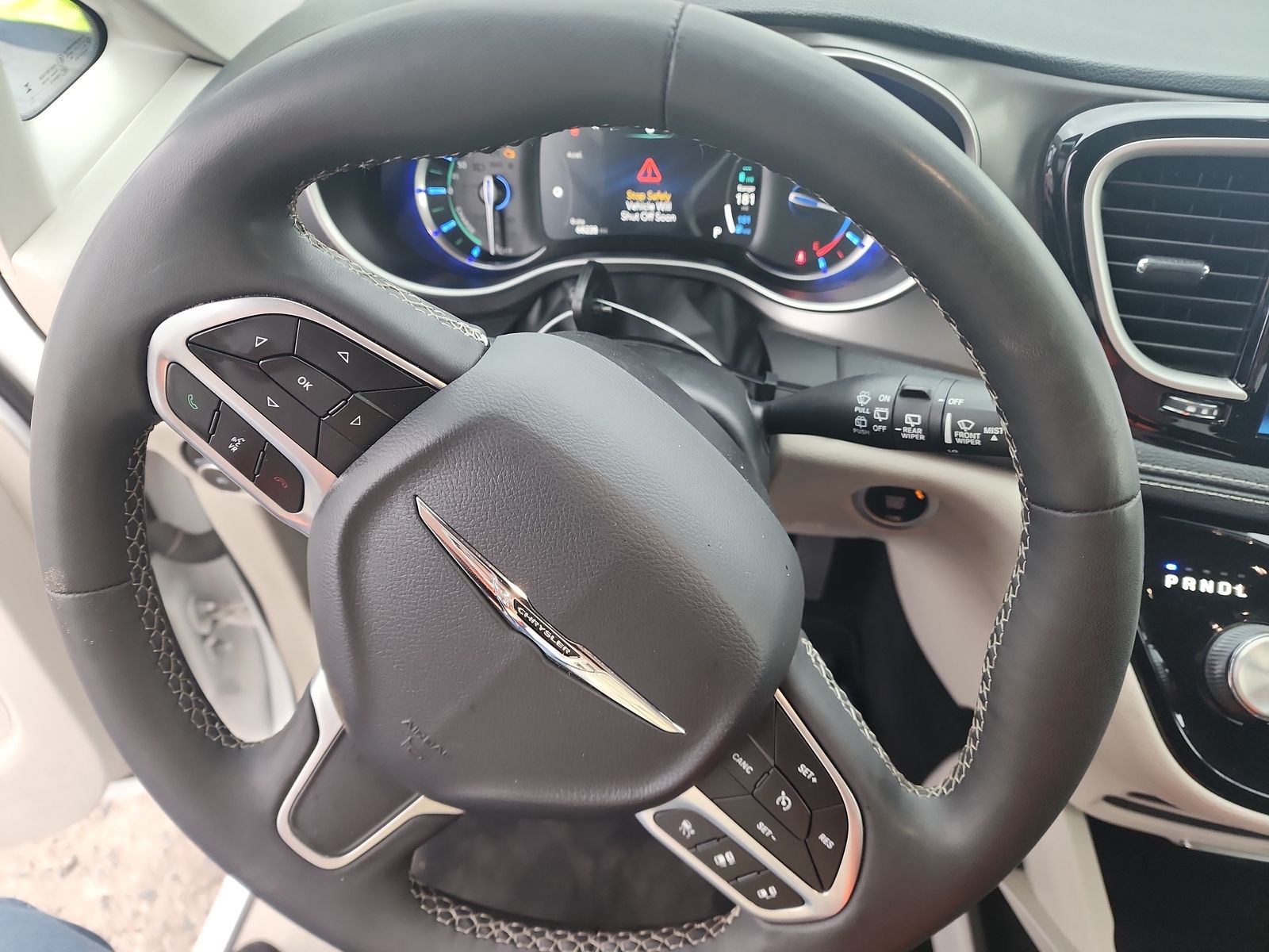 2023 Chrysler Pacifica Hybrid Touring L FWD