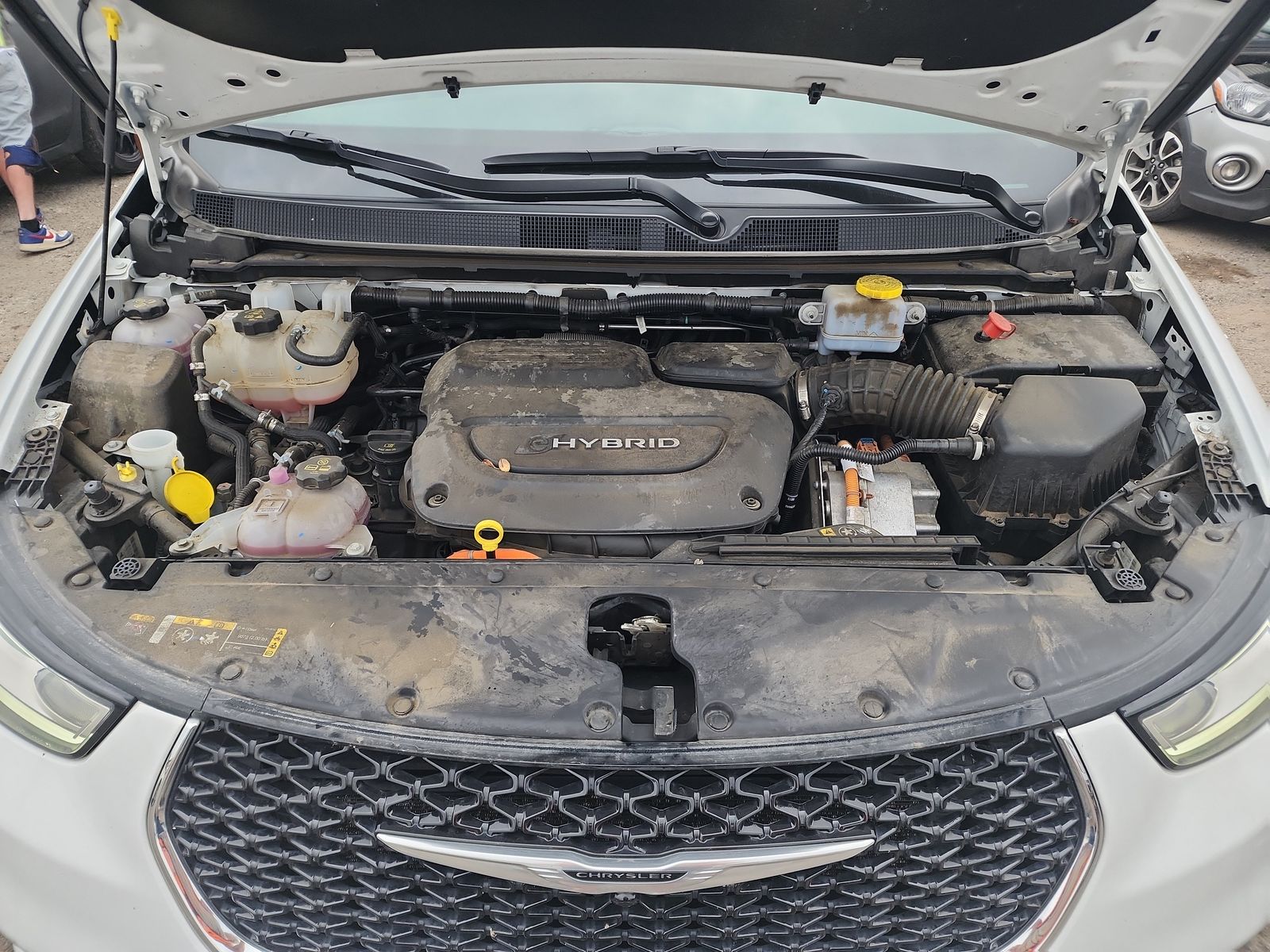 2023 Chrysler Pacifica Hybrid Touring L FWD