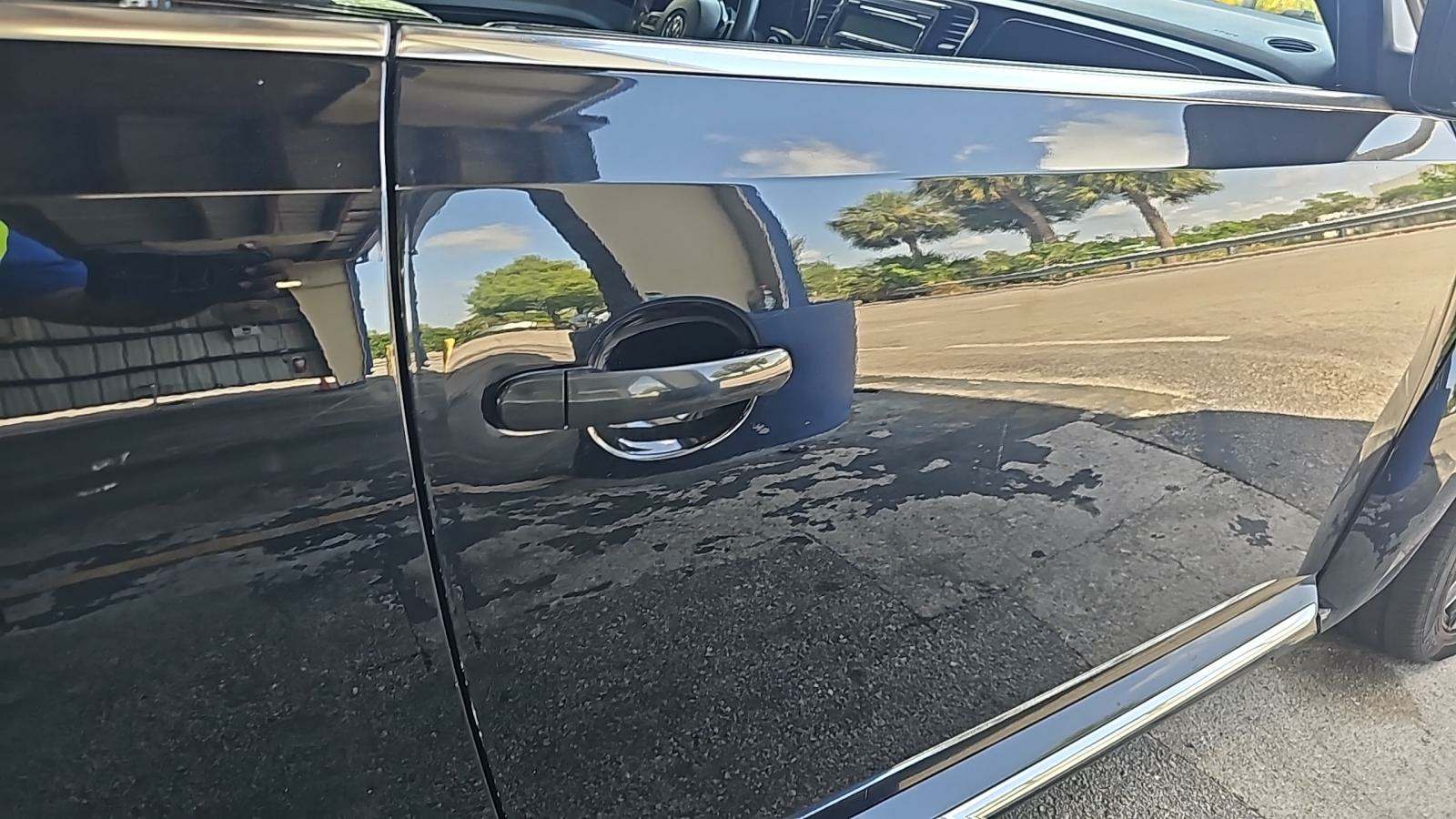 2015 Volkswagen Beetle 1.8T FWD