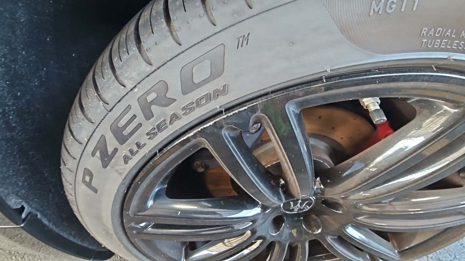 2022 Maserati Ghibli Modena Q4 AWD