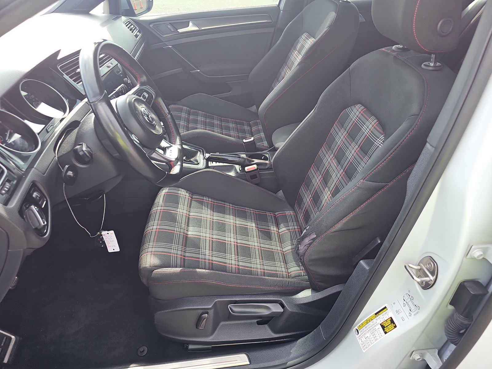 2018 Volkswagen Golf GTI Base FWD