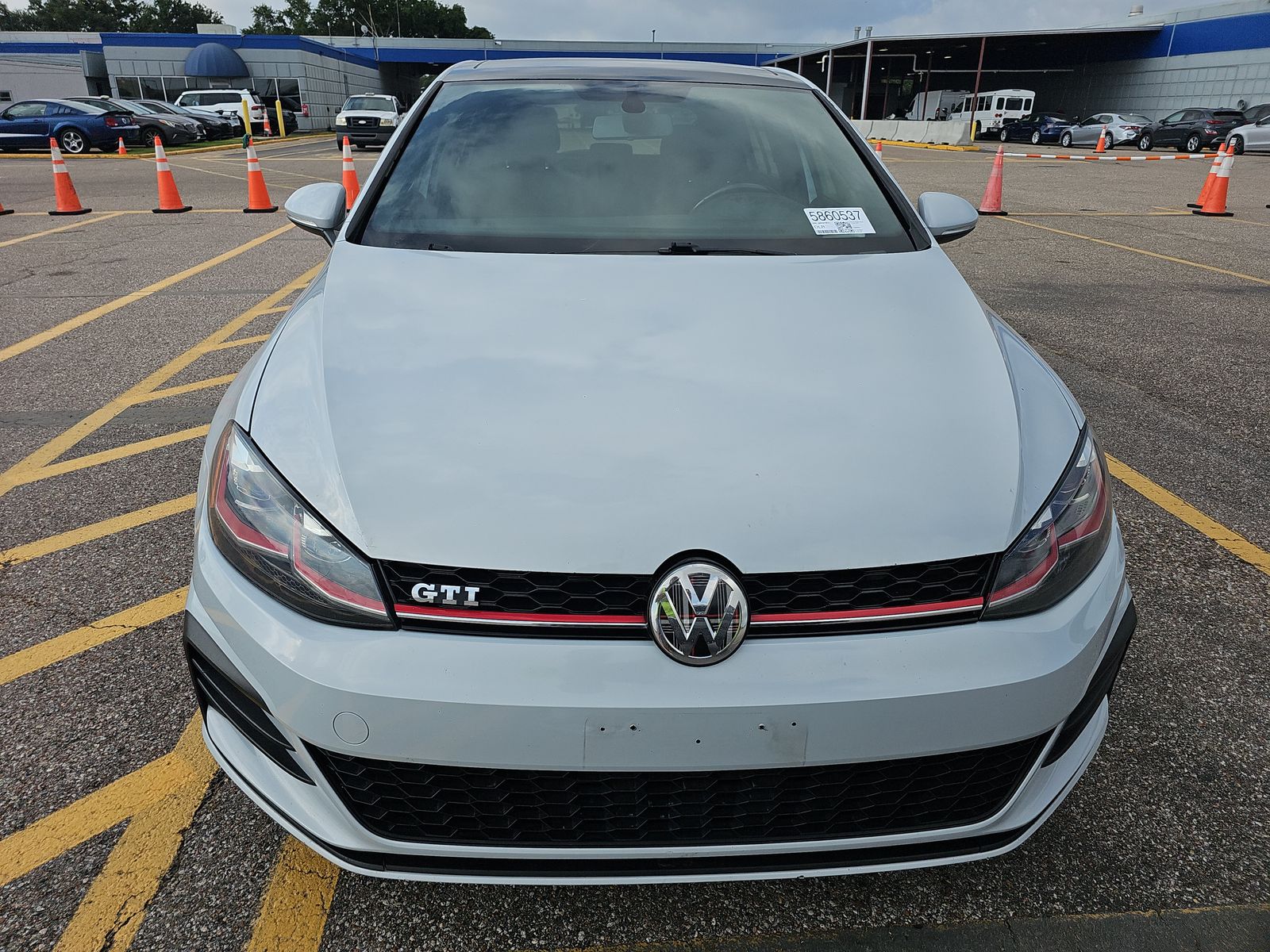 2018 Volkswagen Golf GTI Base FWD