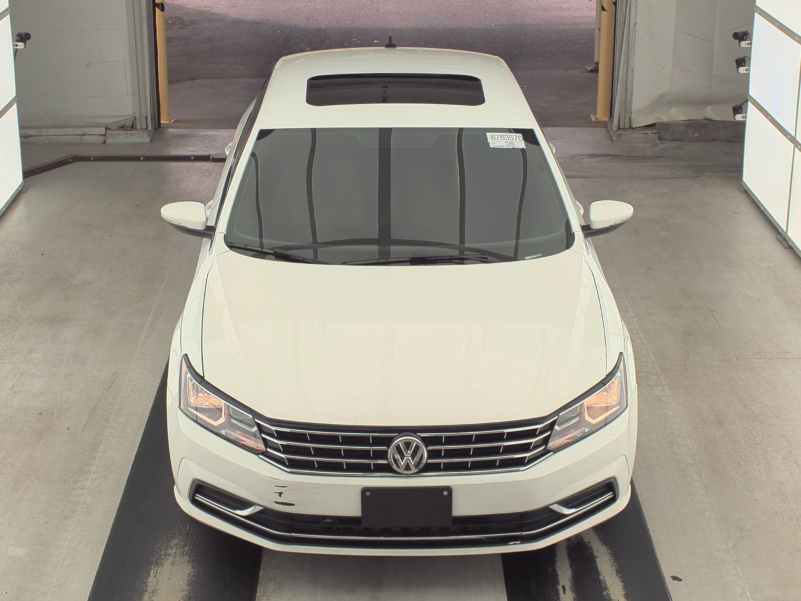 2019 Volkswagen Passat 2.0T Wolfsburg Edition FWD