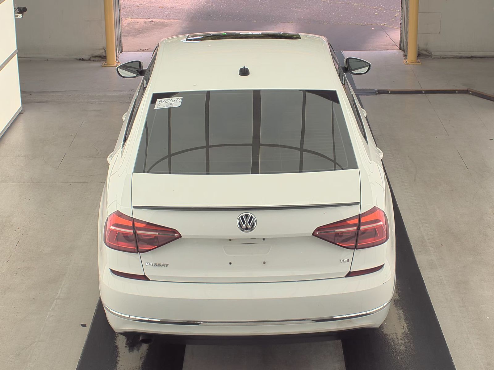 2019 Volkswagen Passat 2.0T Wolfsburg Edition FWD