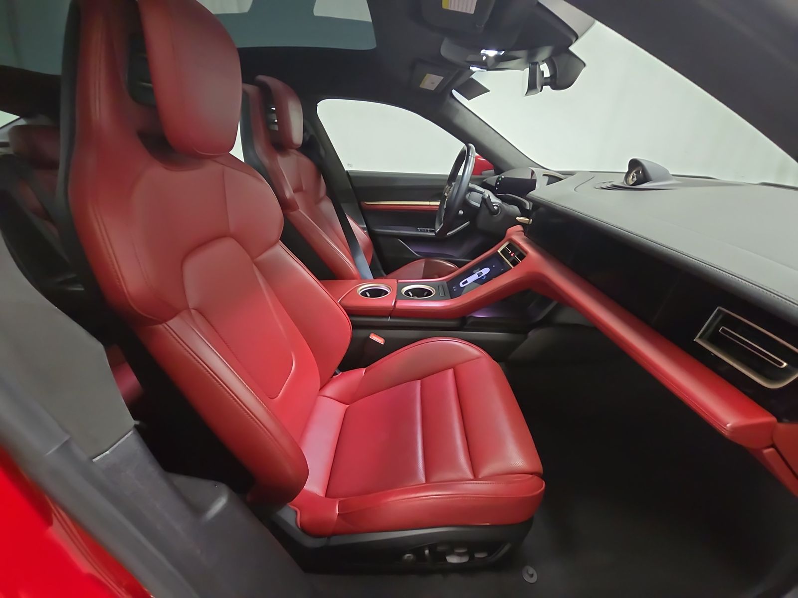 2022 Porsche Taycan Turbo AWD