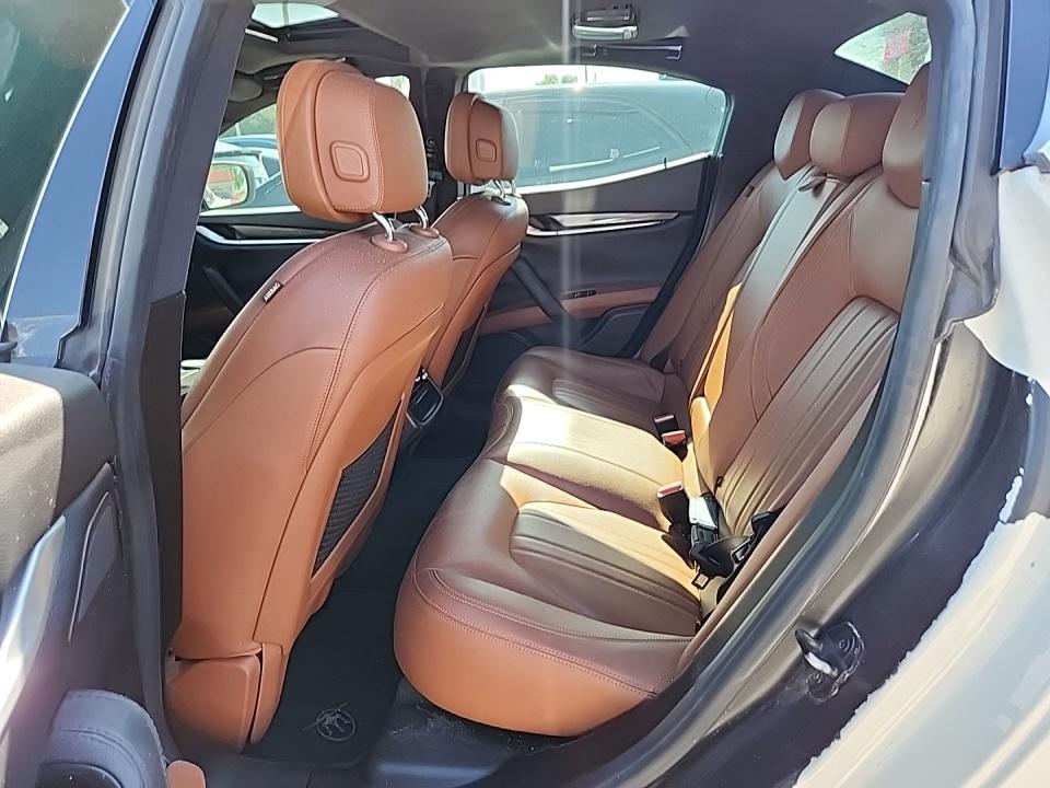 2016 Maserati Ghibli Base RWD