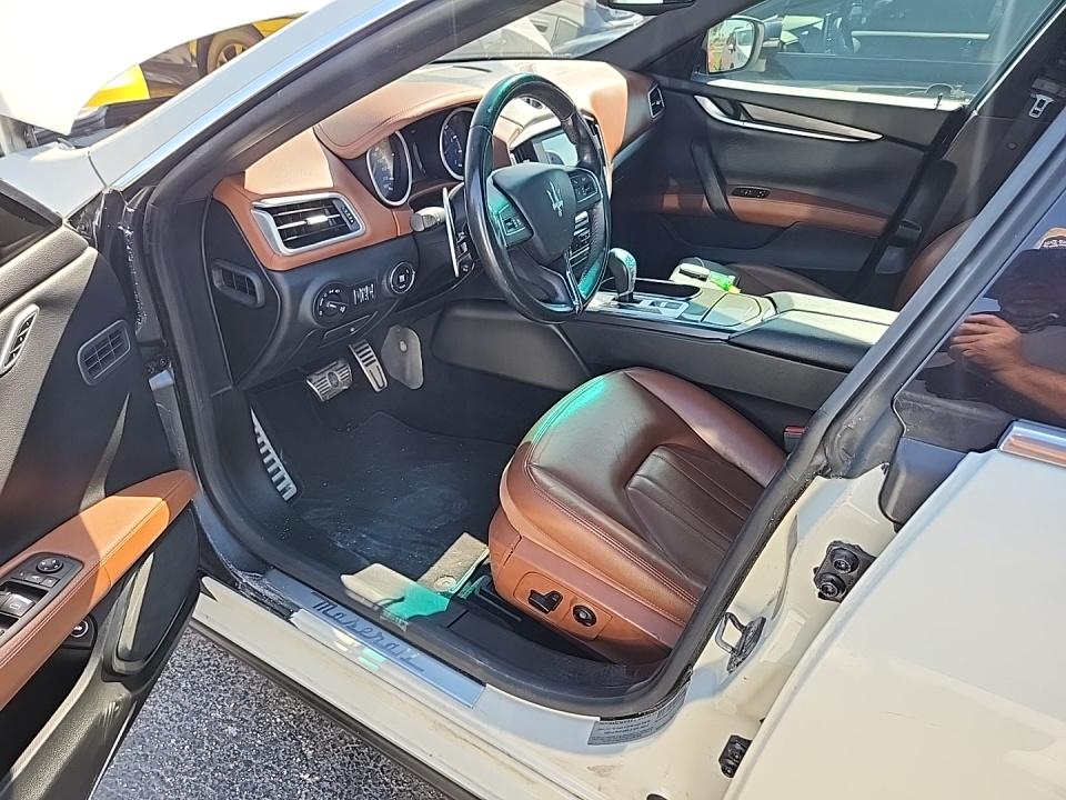 2016 Maserati Ghibli Base RWD