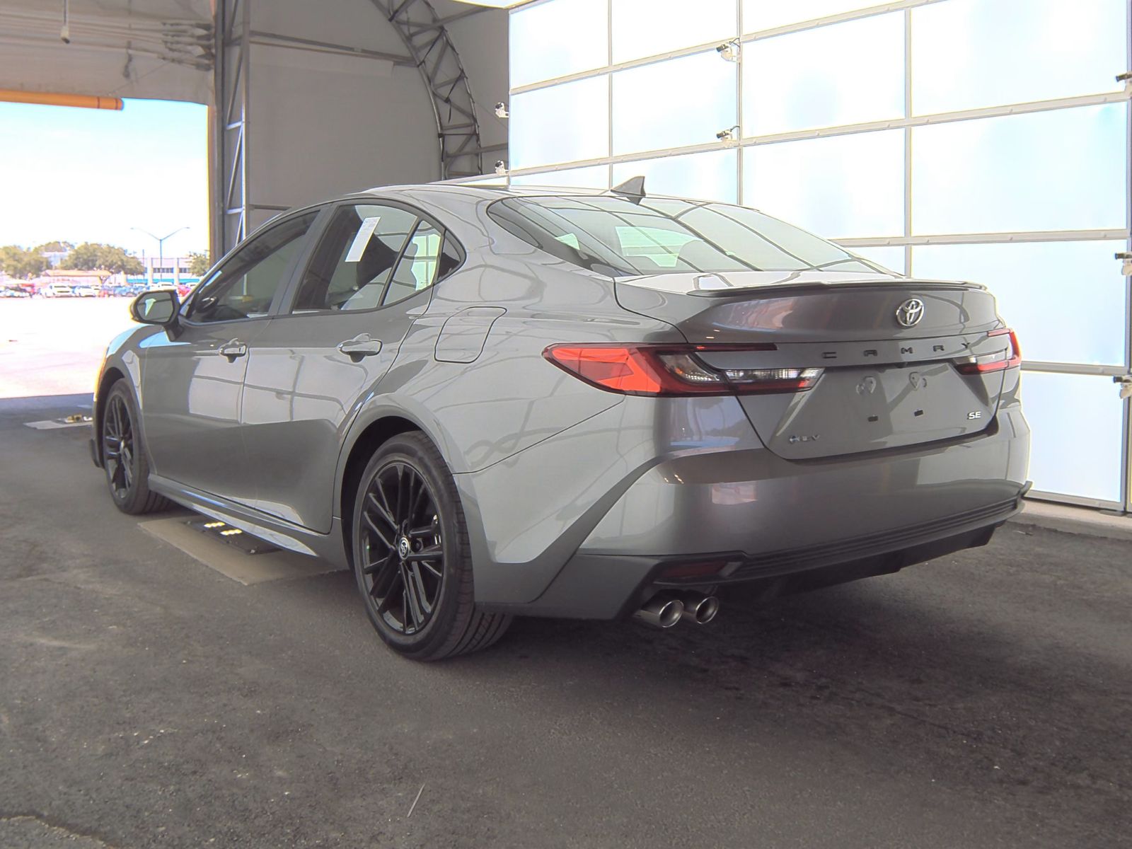 2025 Toyota Camry SE FWD