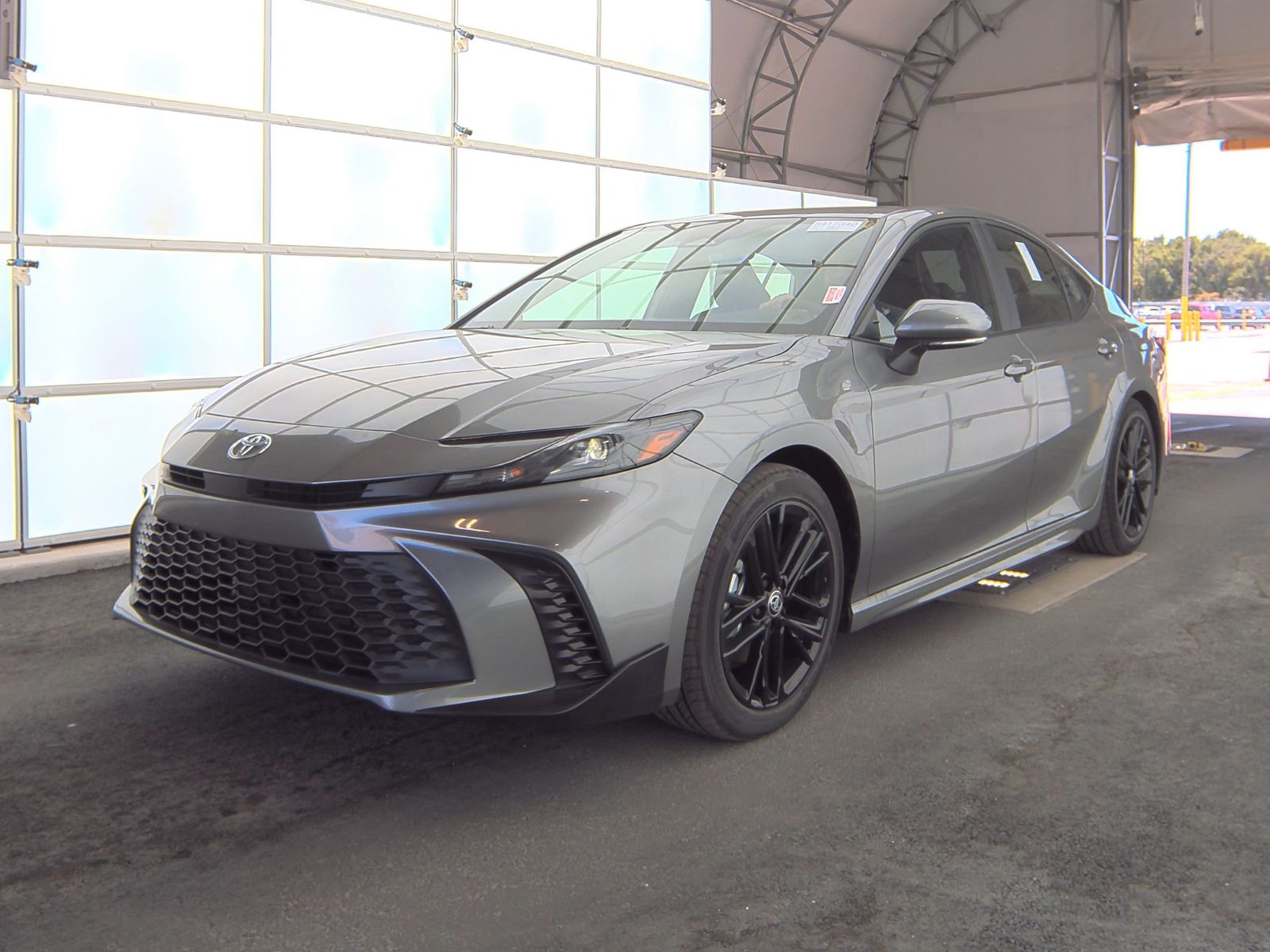 2025 Toyota Camry SE FWD