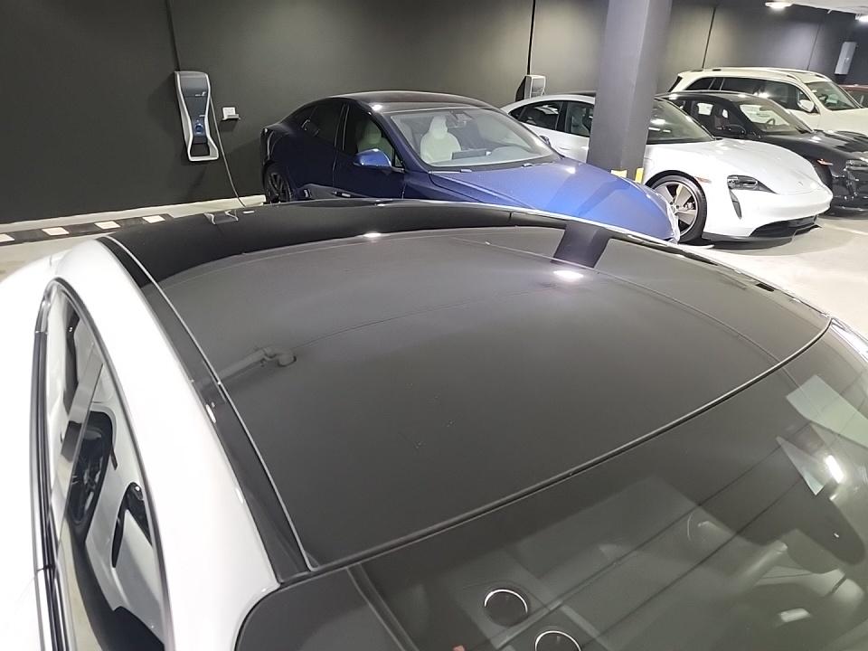 2023 Porsche Taycan Base RWD