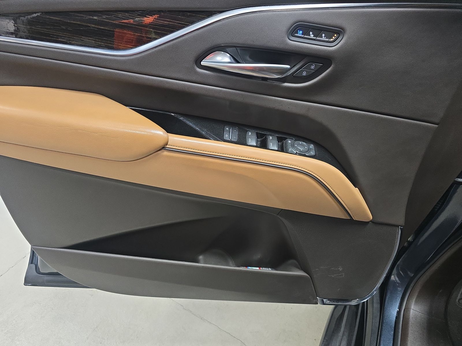 2021 Cadillac Escalade ESV Premium Luxury RWD