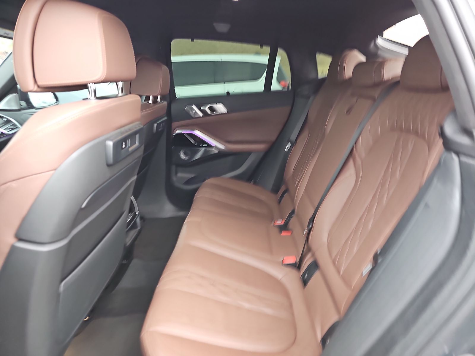 2023 BMW X6 M50i AWD