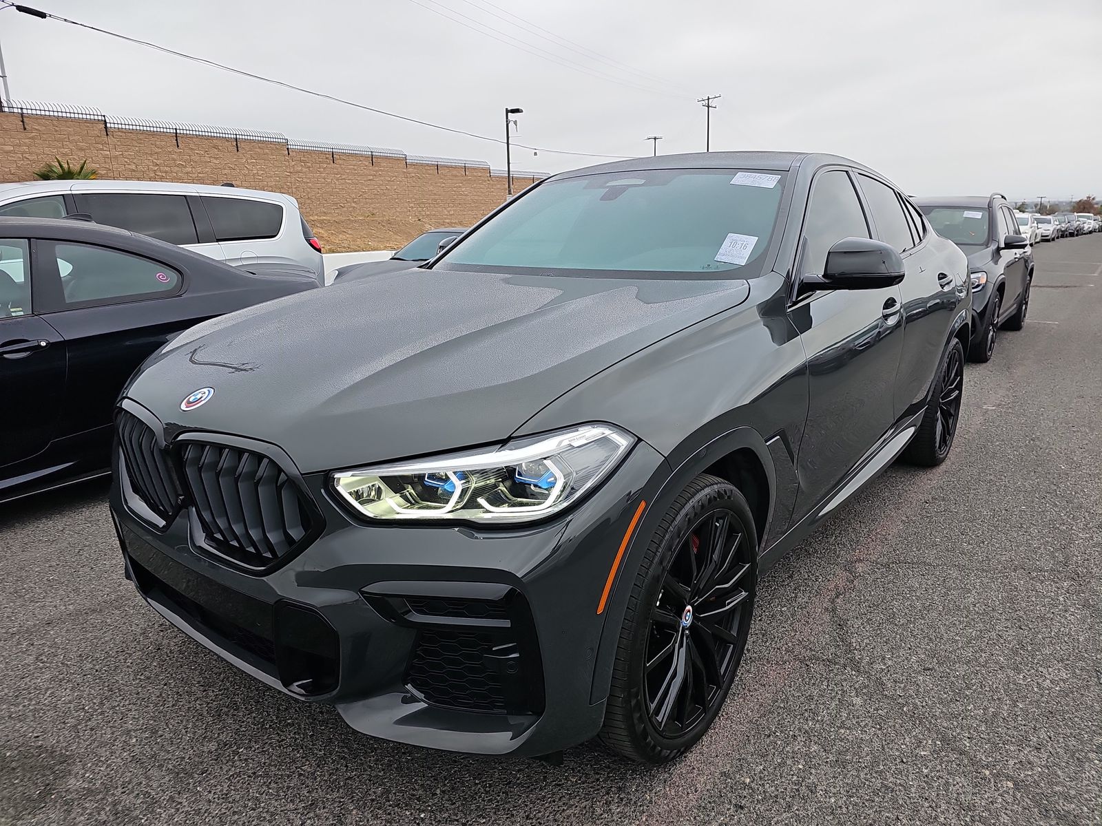 2023 BMW X6 M50i AWD
