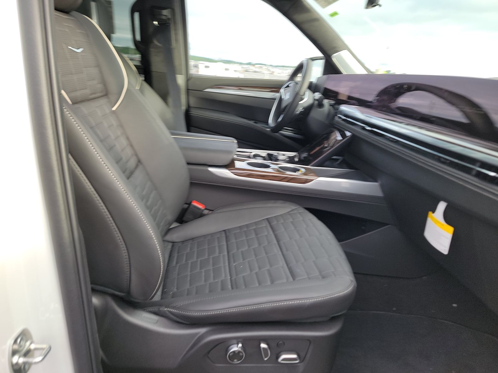2025 Cadillac Escalade ESV Sport Platinum AWD