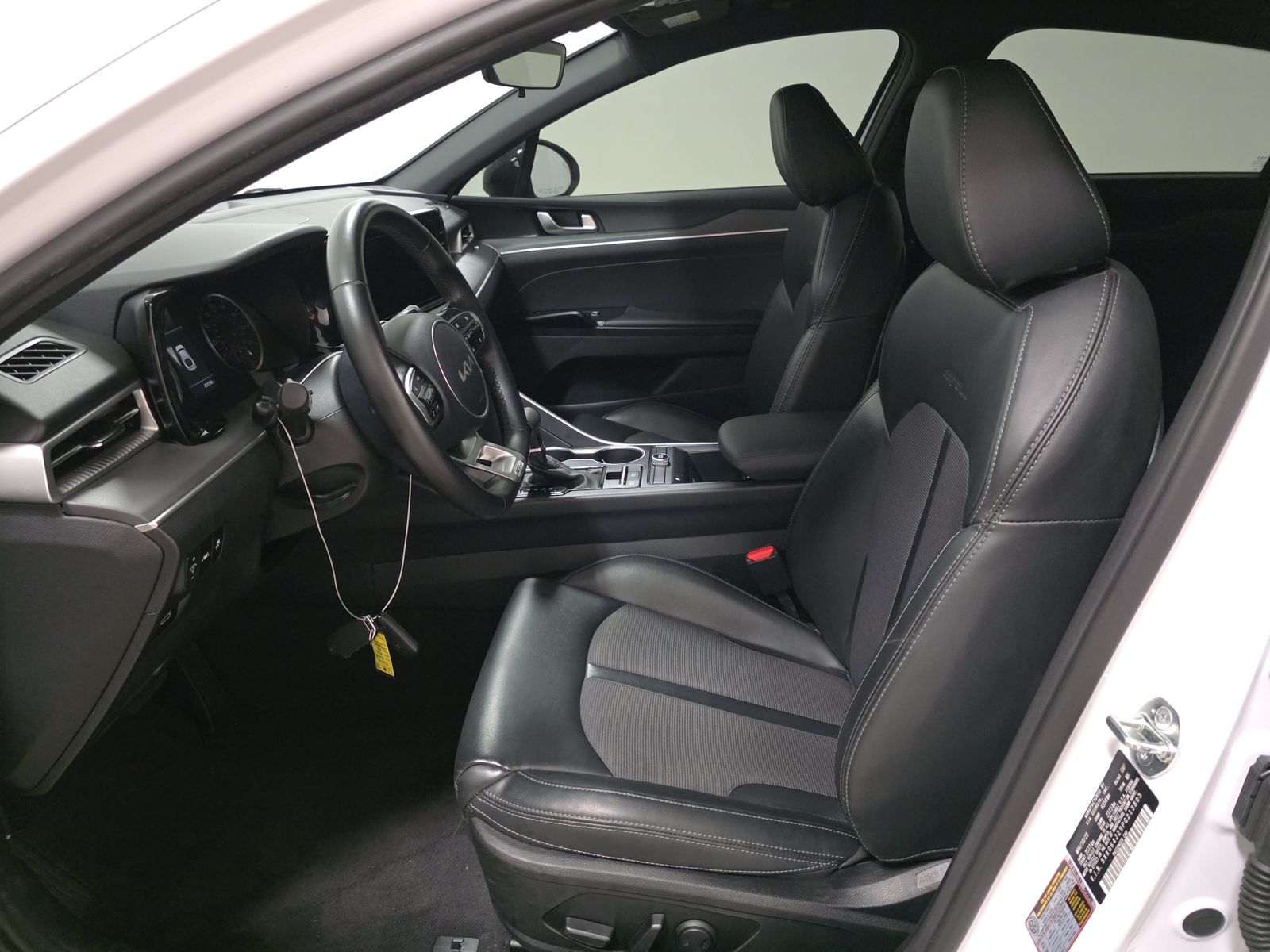 2023 Kia K5 GT-Line FWD