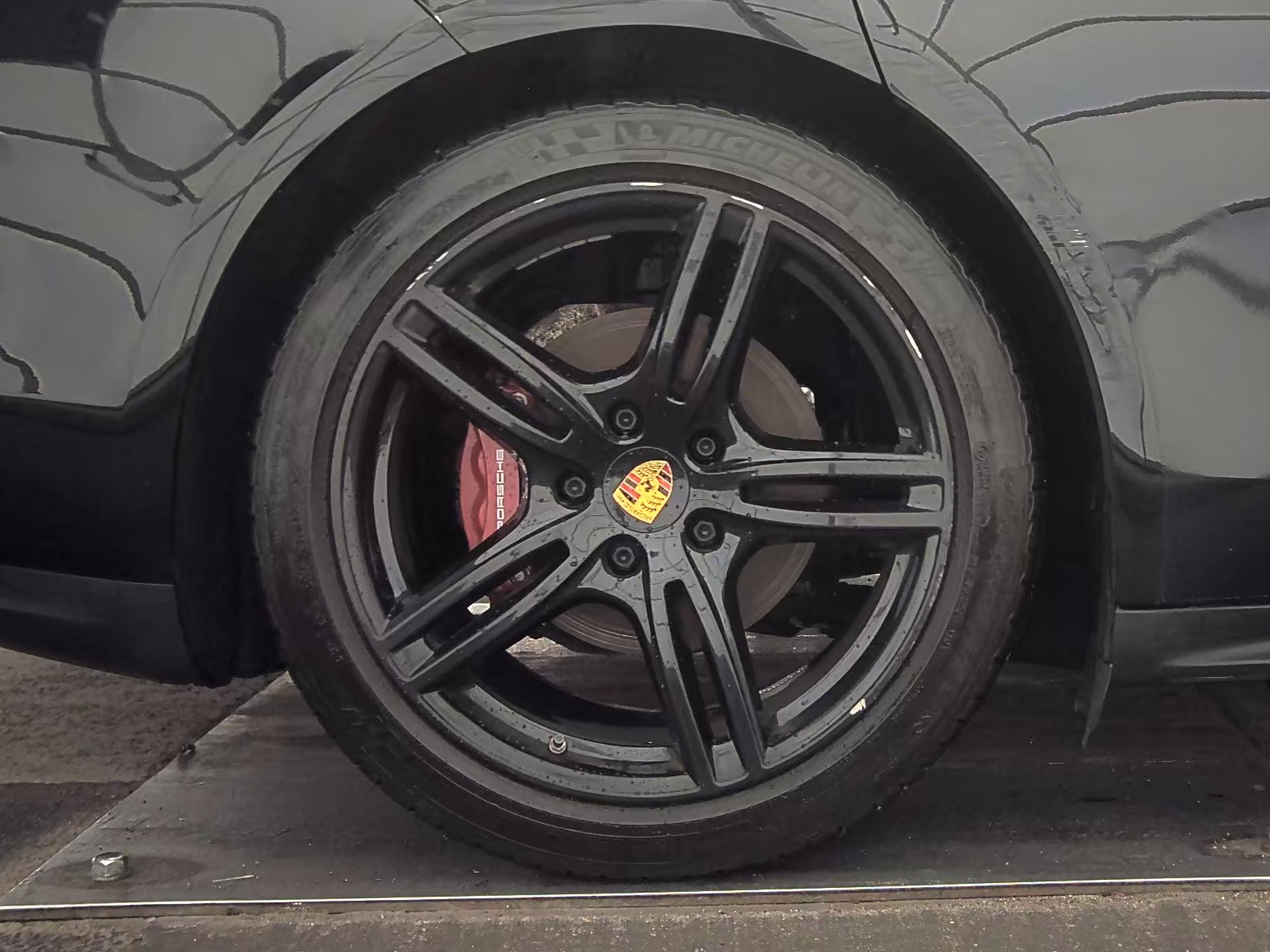 2018 Porsche Panamera 4 AWD