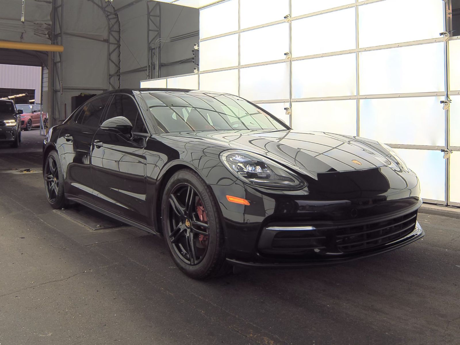 2018 Porsche Panamera 4 AWD