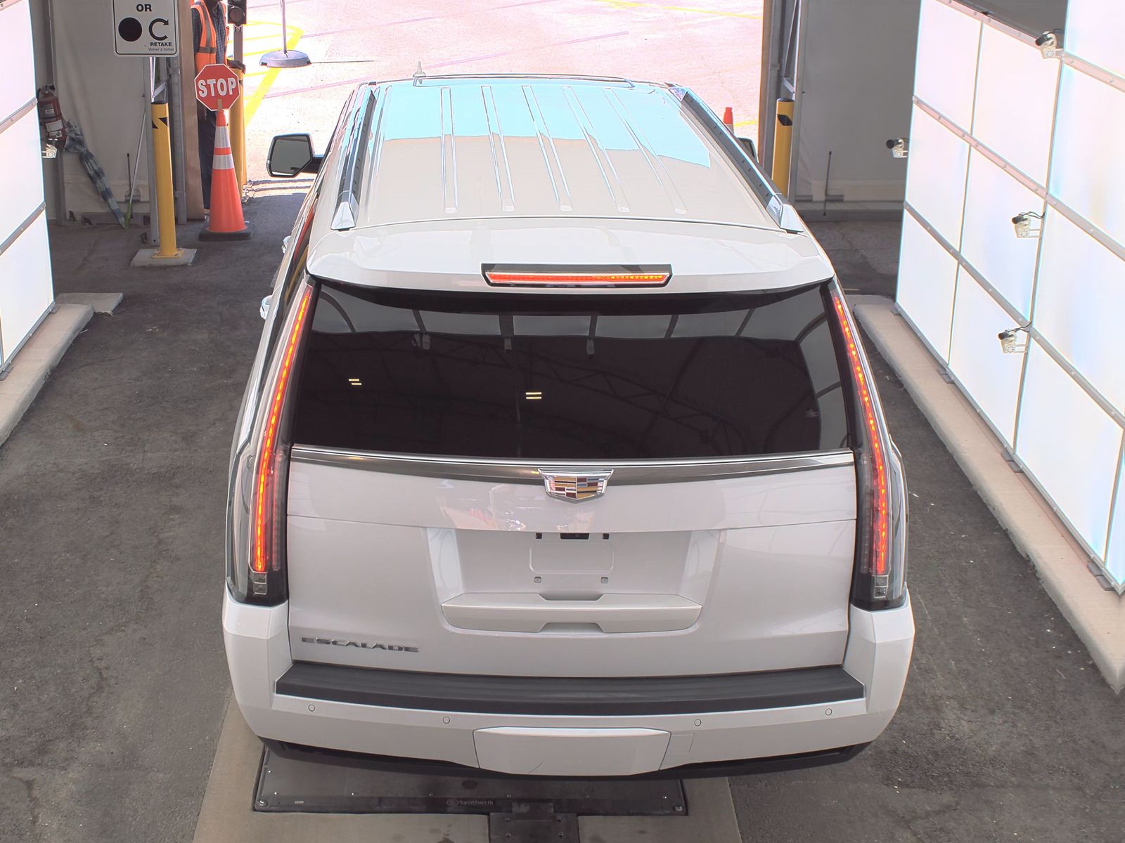 2020 Cadillac Escalade ESV Luxury RWD