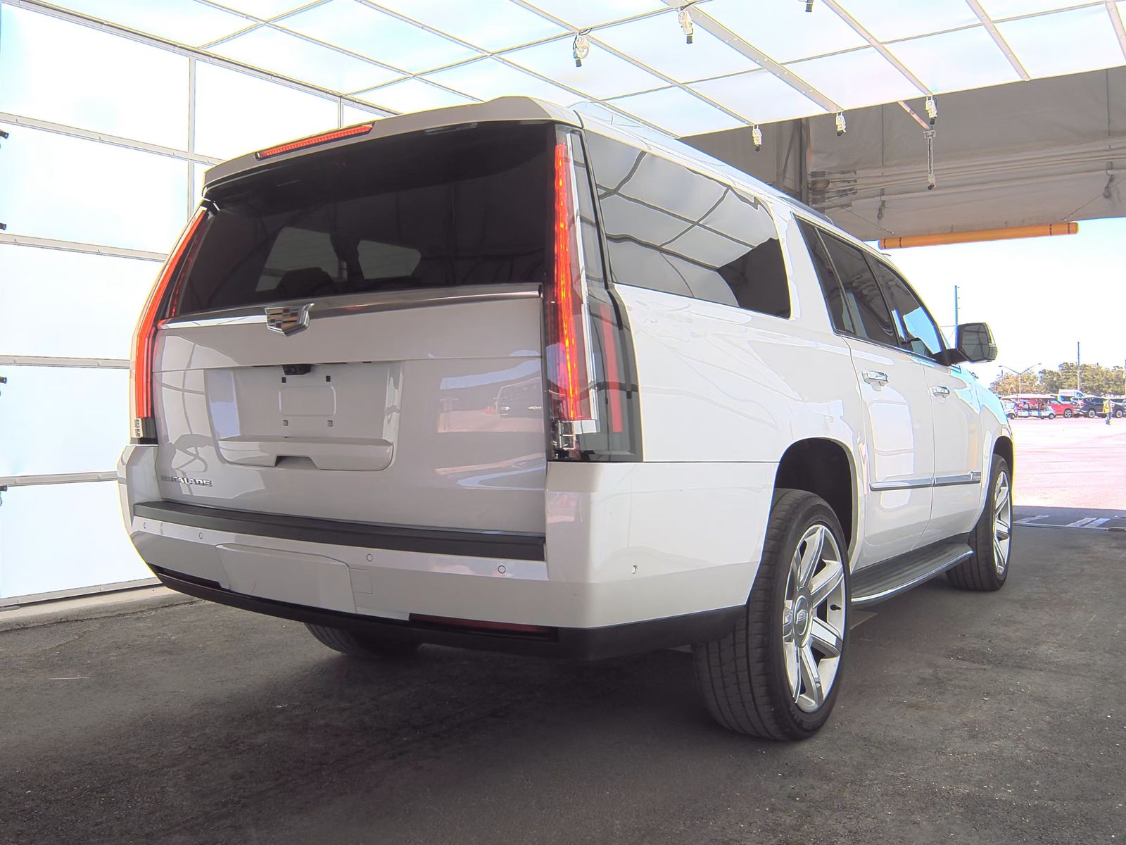 2020 Cadillac Escalade ESV Luxury RWD