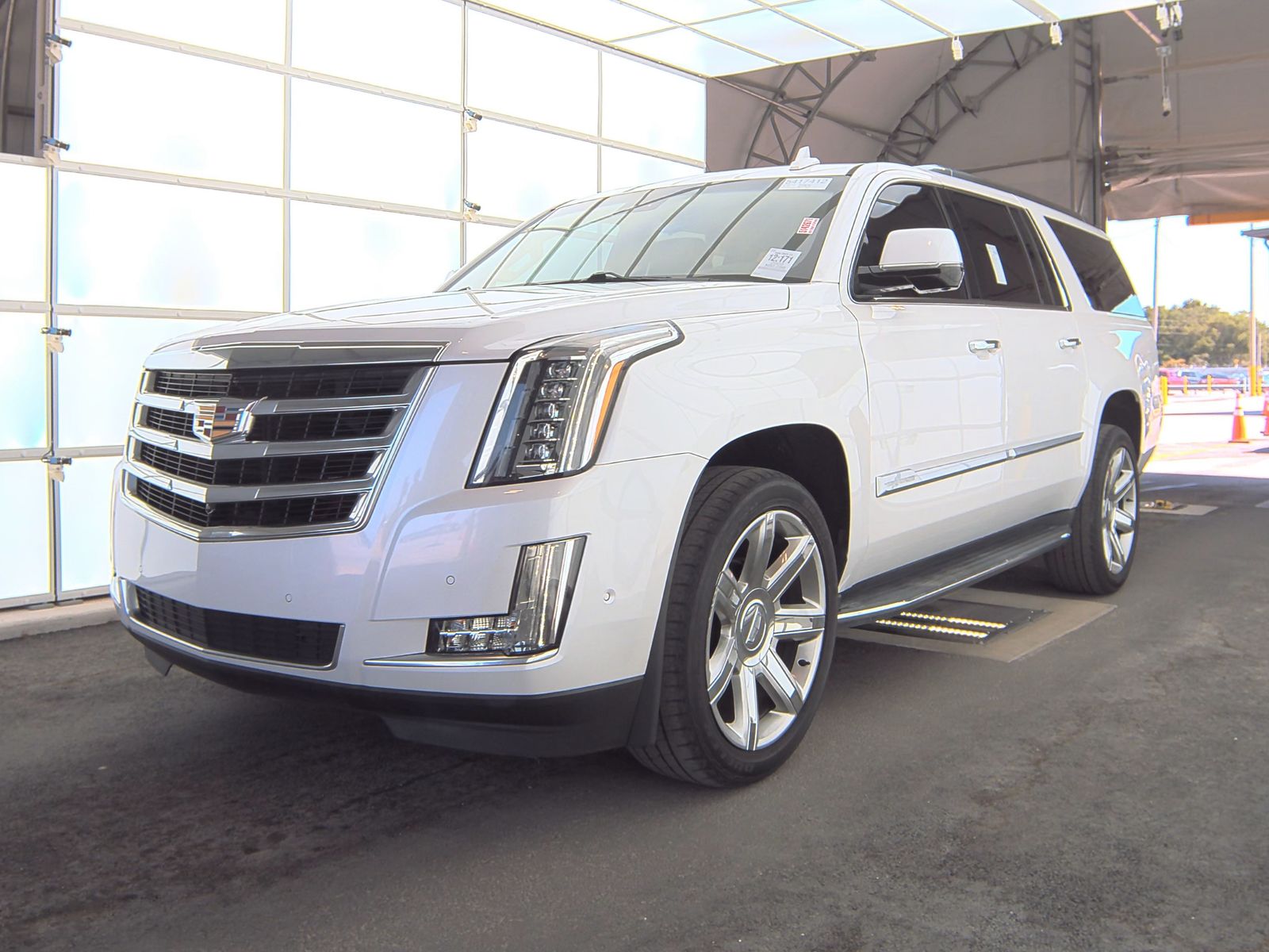 2020 Cadillac Escalade ESV Luxury RWD