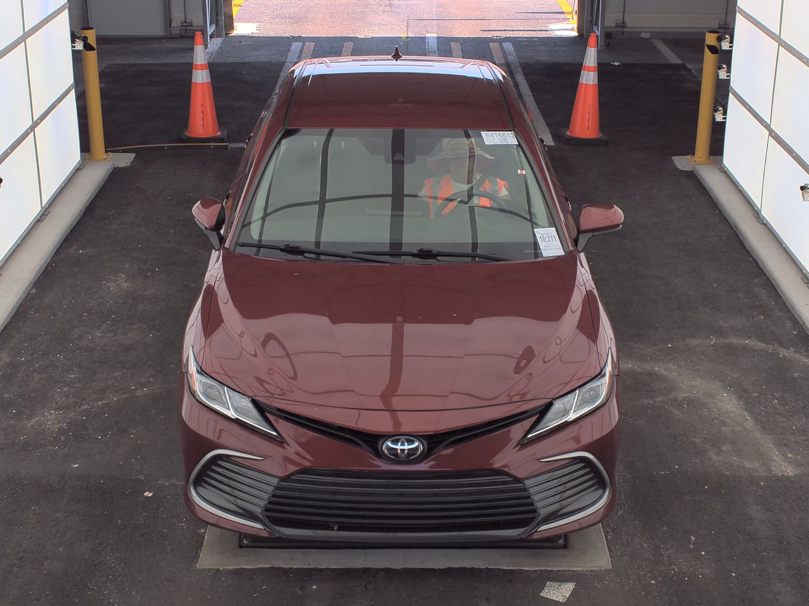 2021 Toyota Camry LE FWD