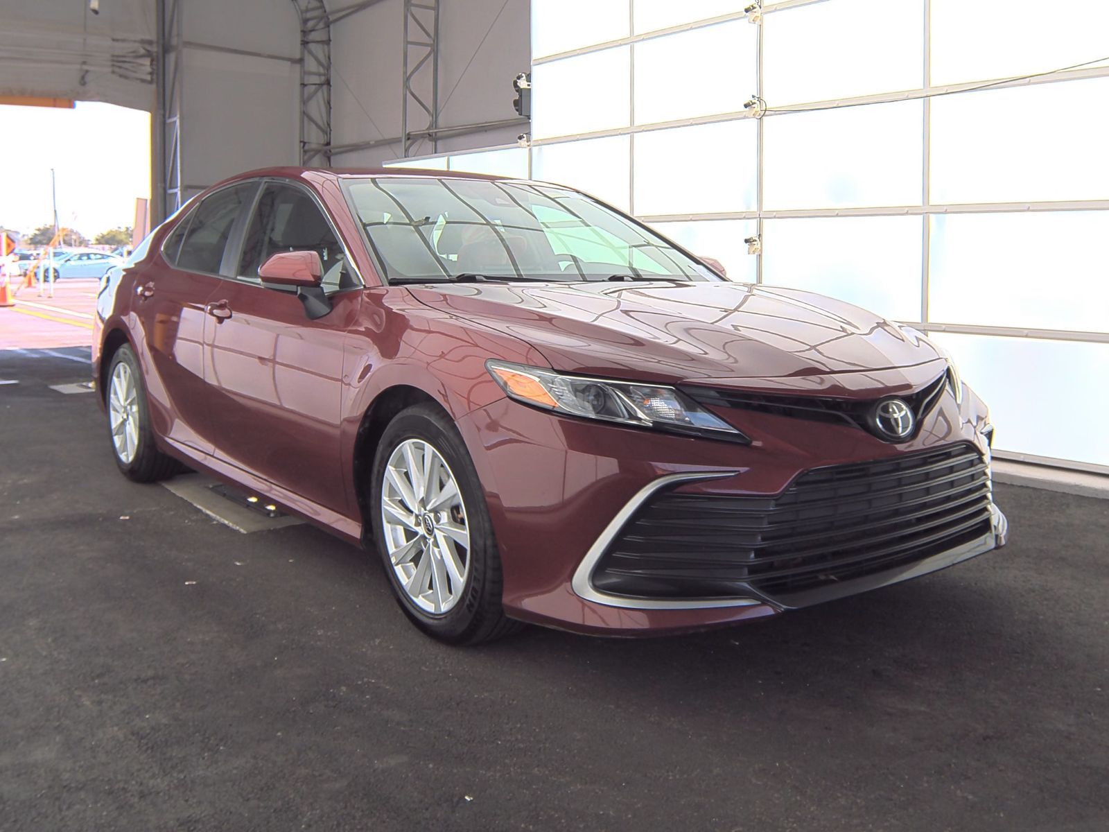 2021 Toyota Camry LE FWD