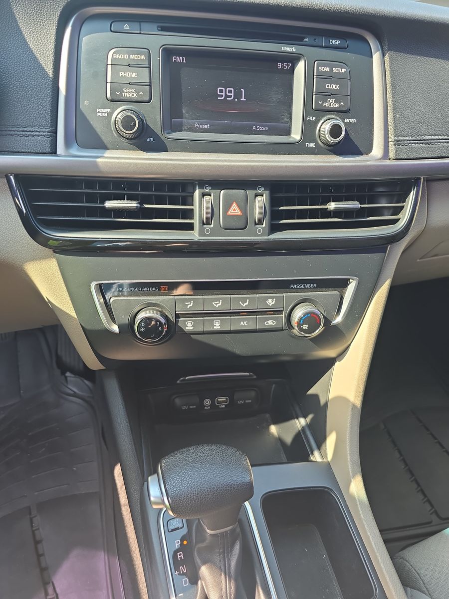 2017 Kia Optima LX FWD