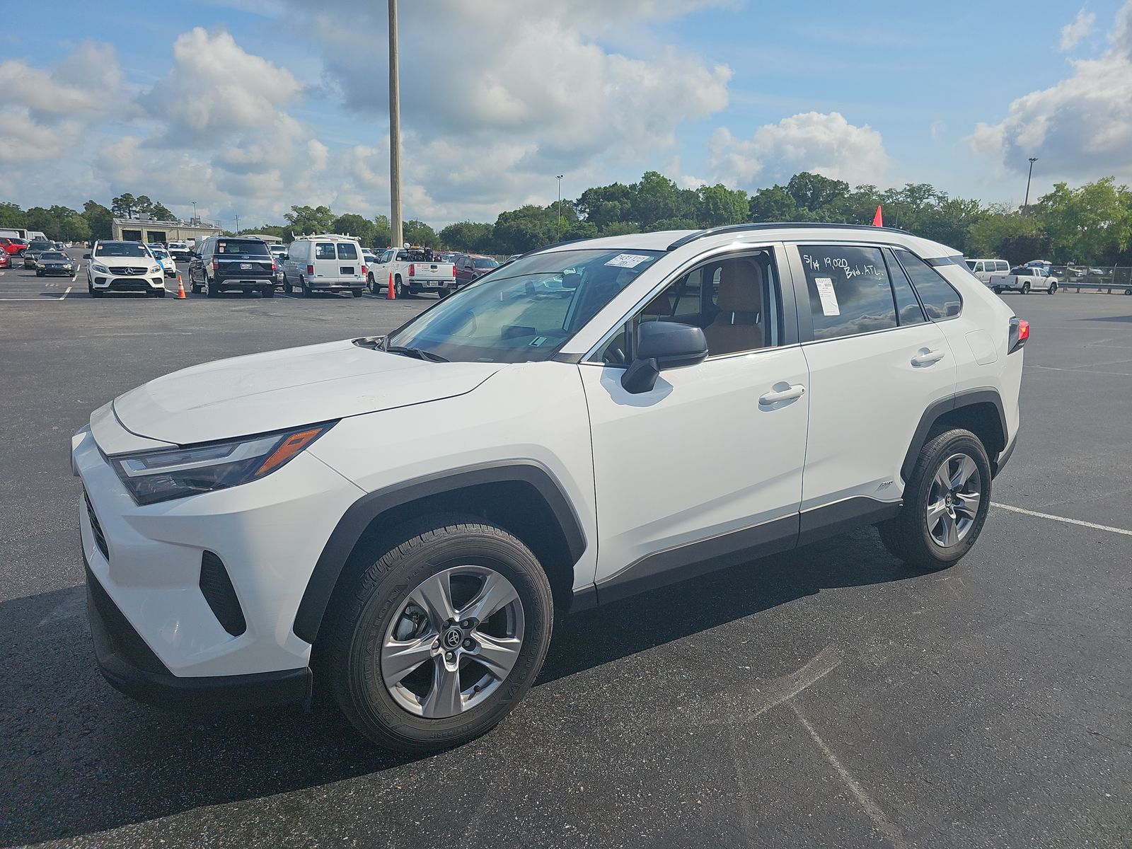 2025 Toyota RAV4 Hybrid LE AWD