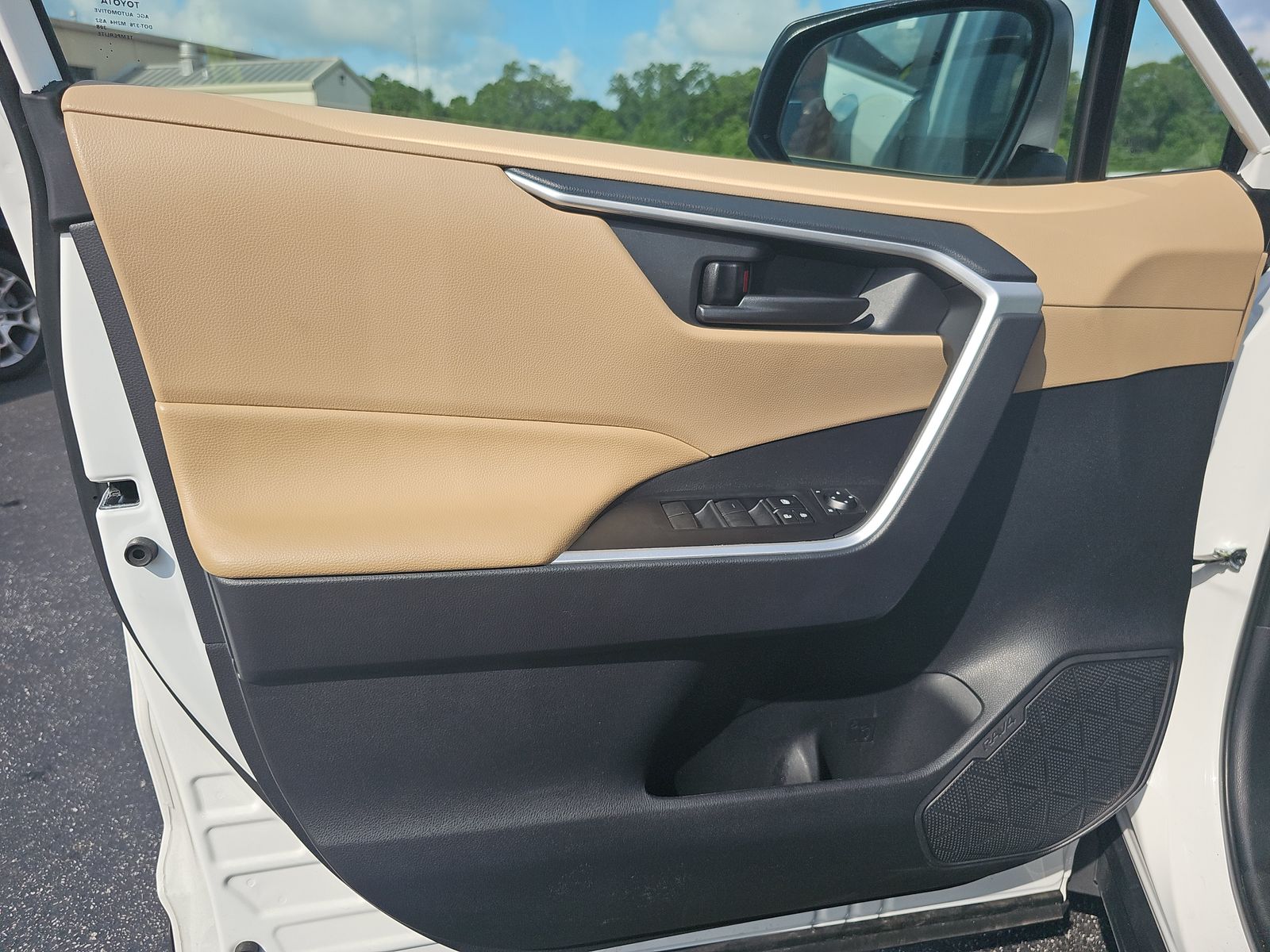 2025 Toyota RAV4 Hybrid LE AWD