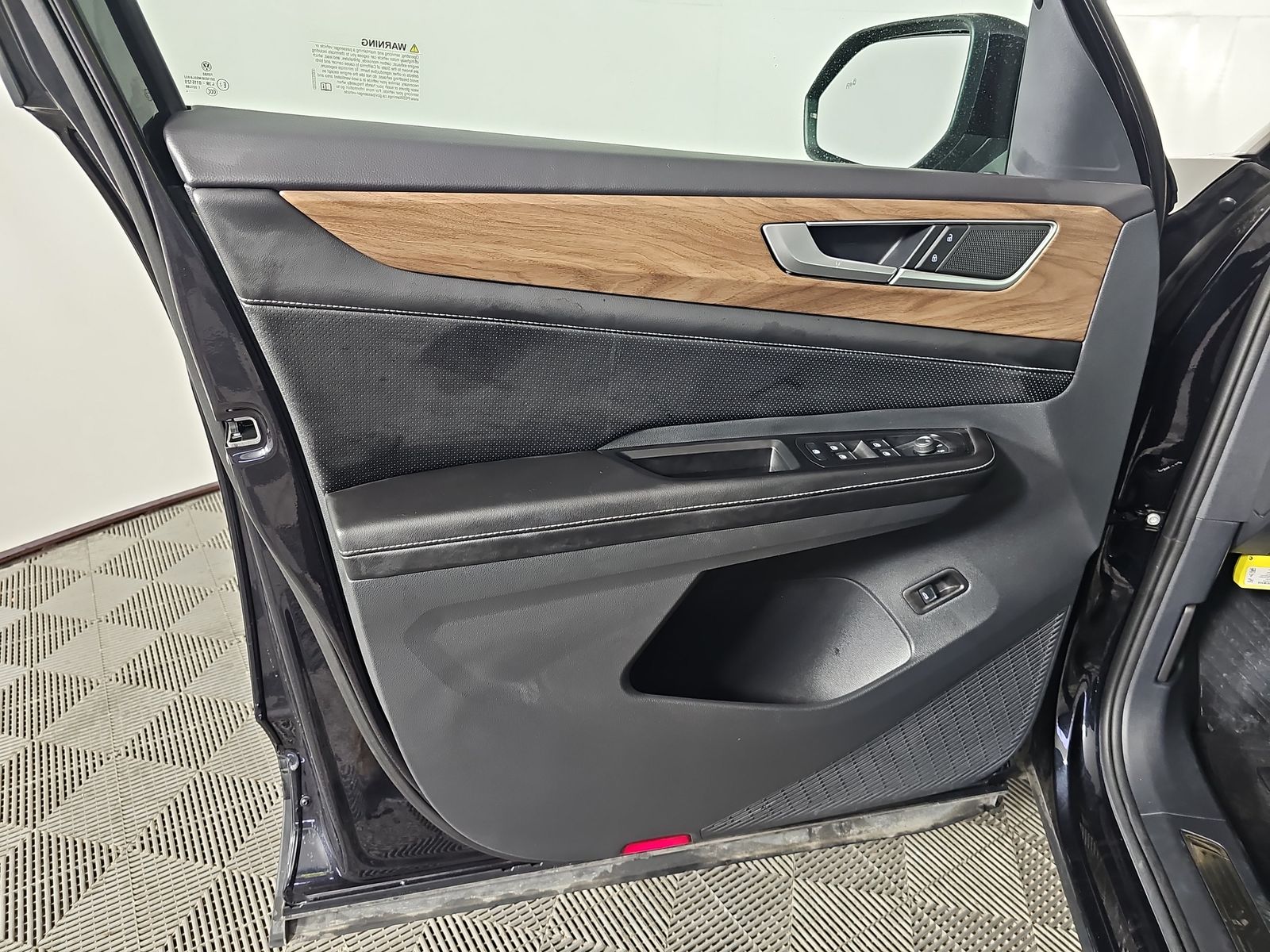 2024 Volkswagen Atlas 2.0T SE FWD