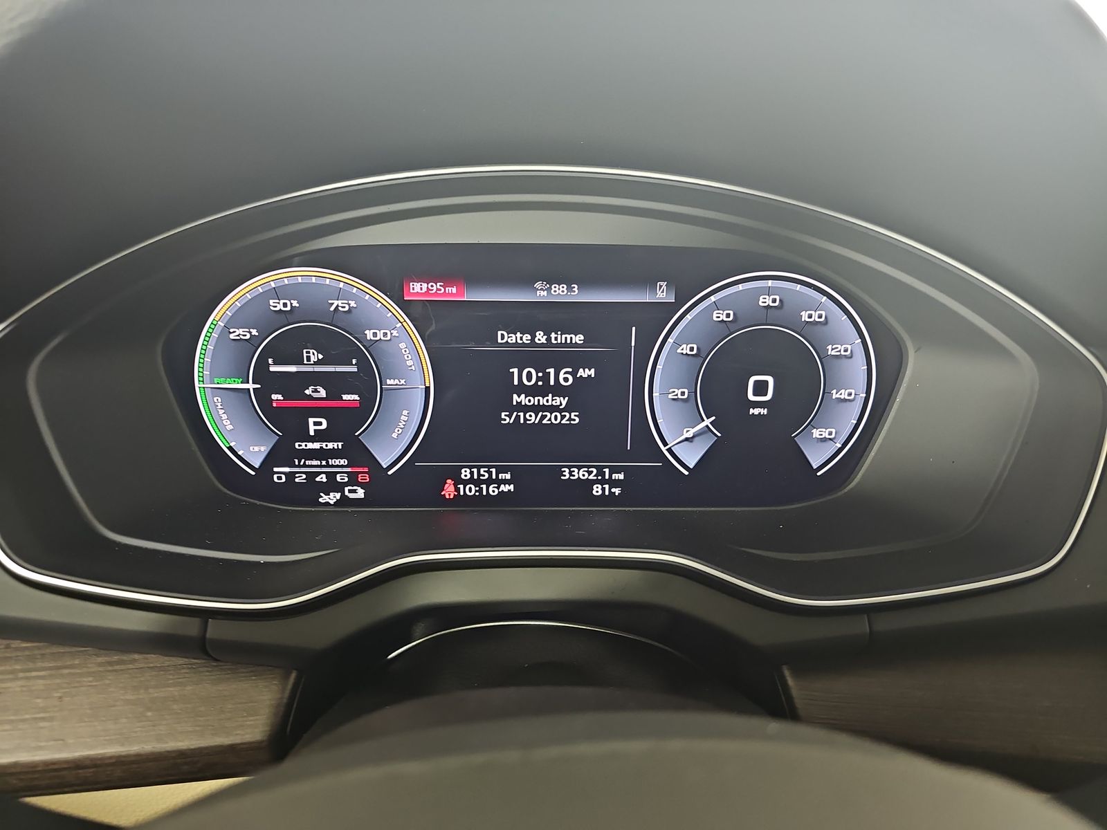 2024 Audi Q5 e Plug-In Hybrid S line Premium Plus AWD