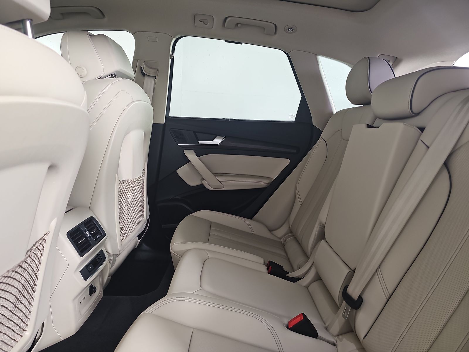 2024 Audi Q5 e Plug-In Hybrid S line Premium Plus AWD
